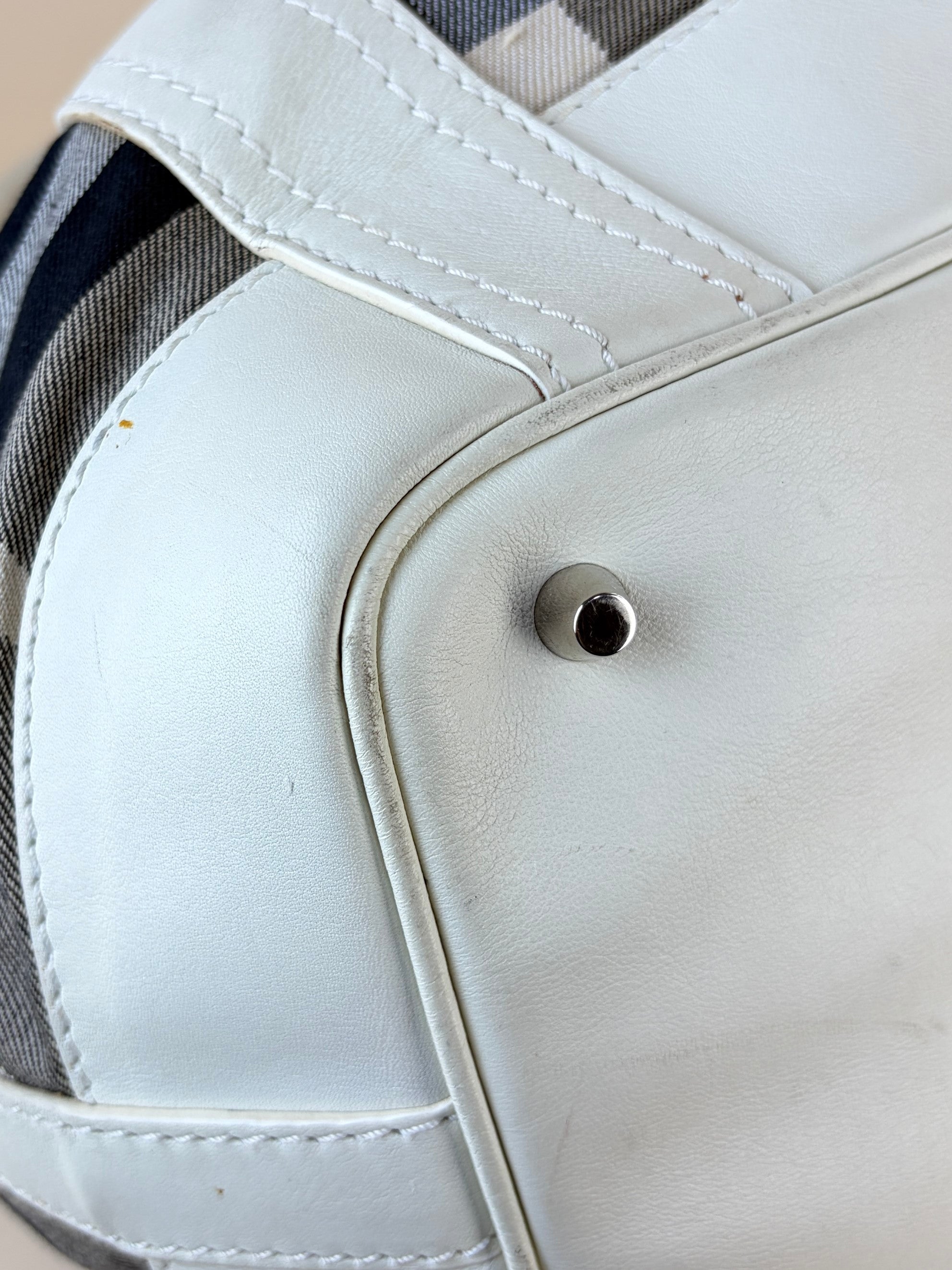 Burberry white leather nova/check large Beaton tote bag