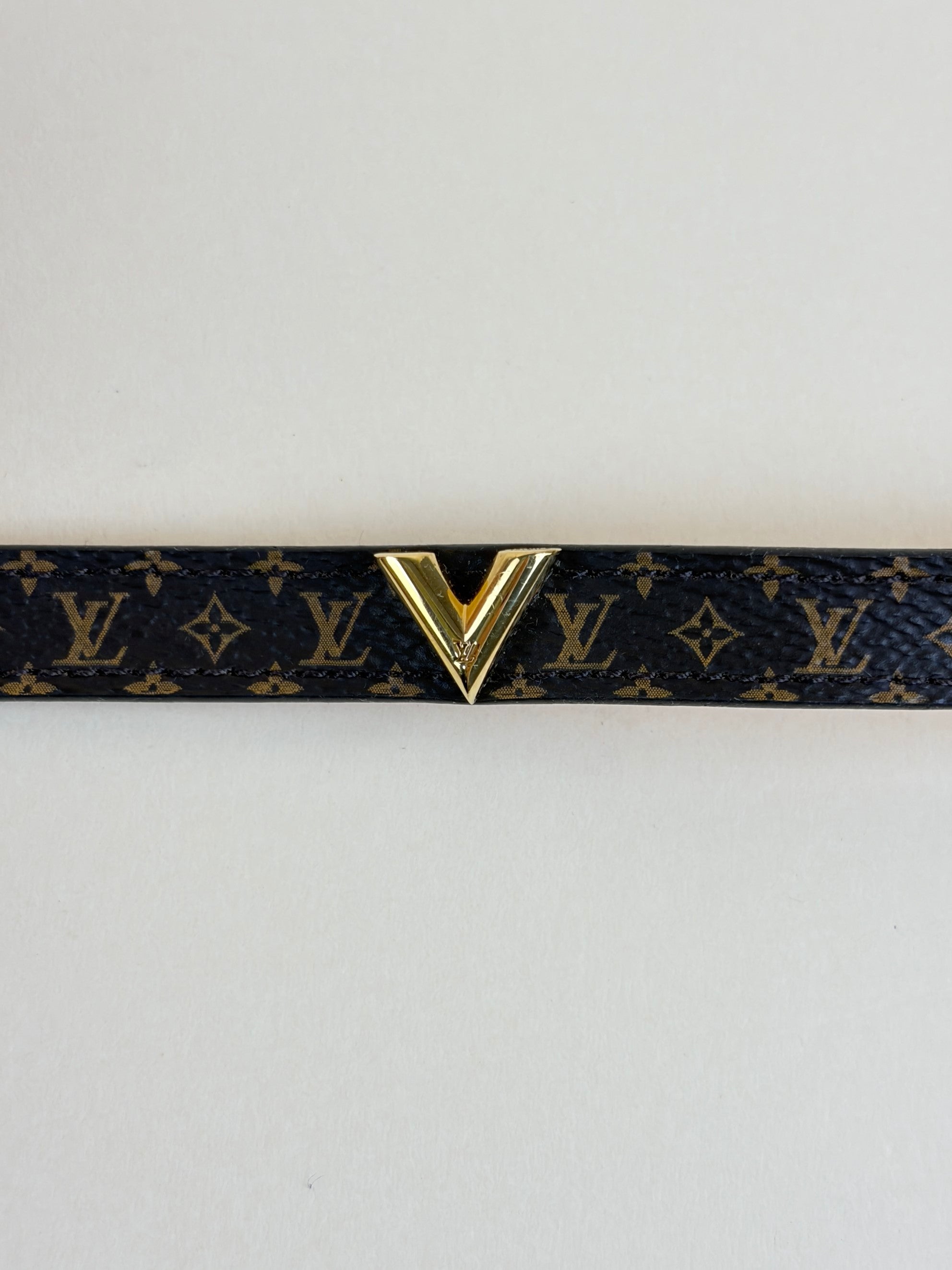 Louis Vuitton Monogram Essential V Bracelet