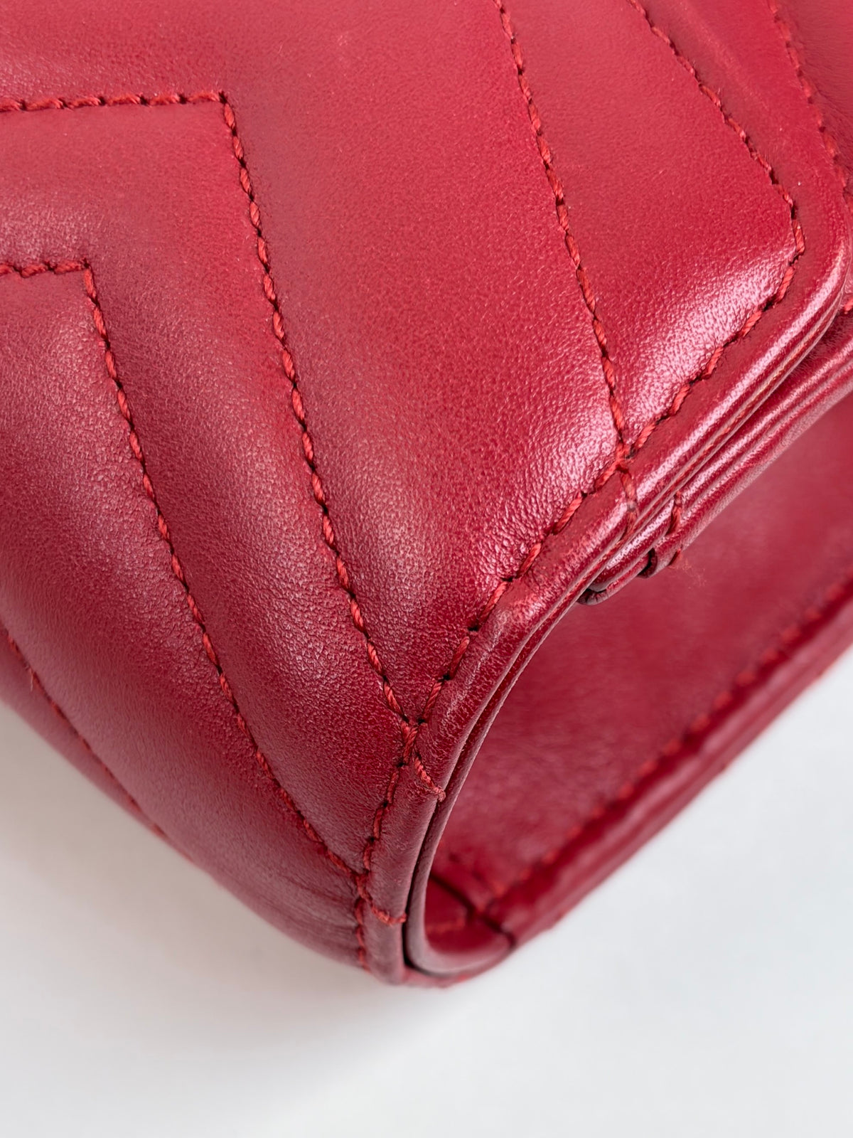 Gucci red Marmont wallet Bag