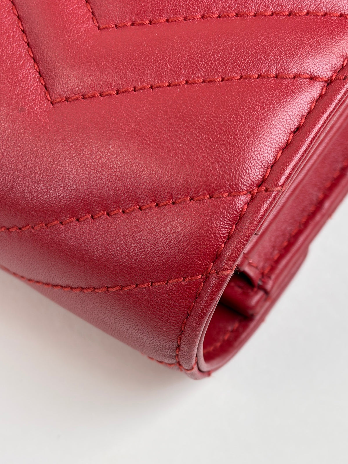 Gucci red Marmont wallet Bag
