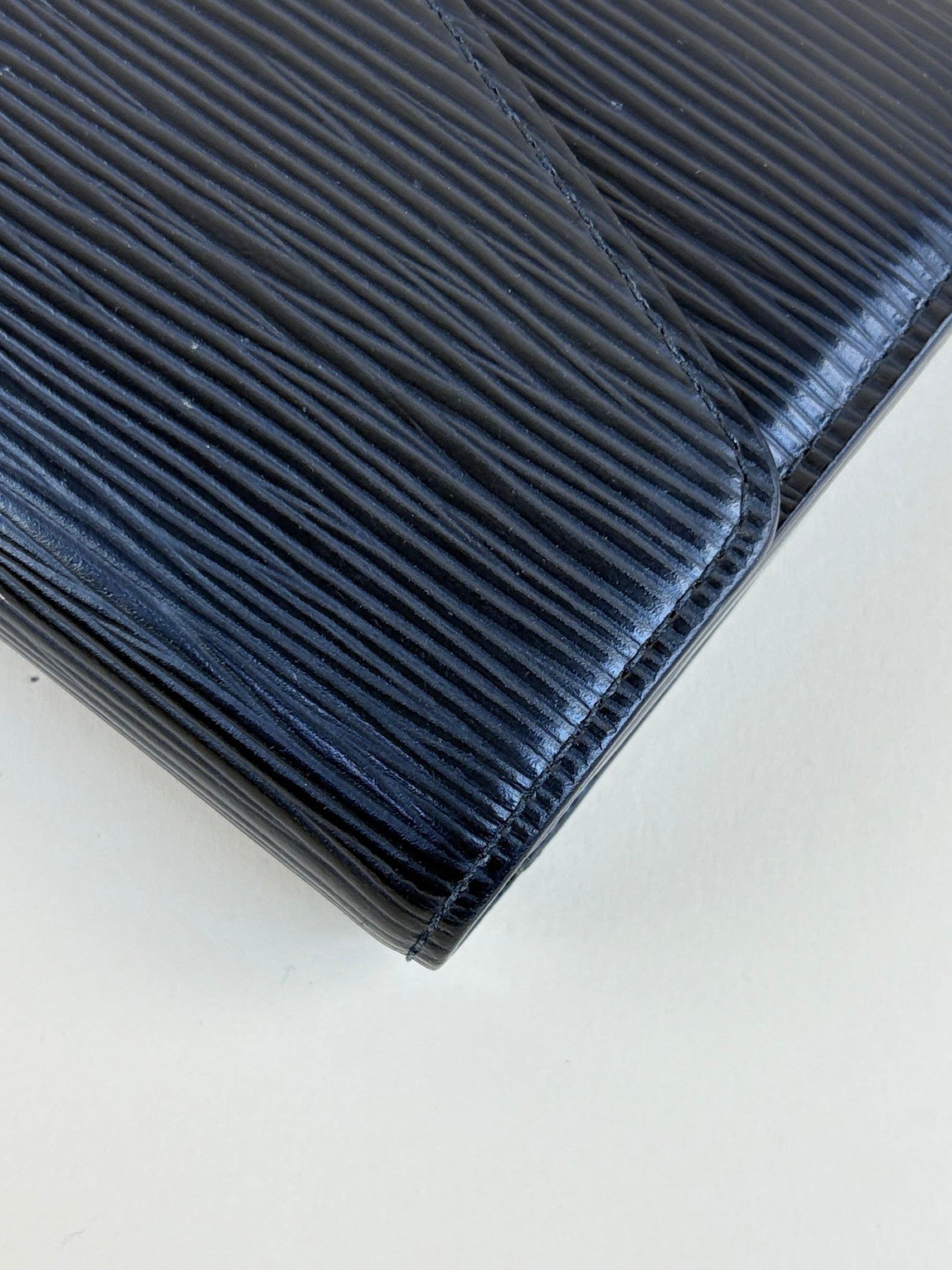 Louis Vuitton Black Sarah NM Wallet