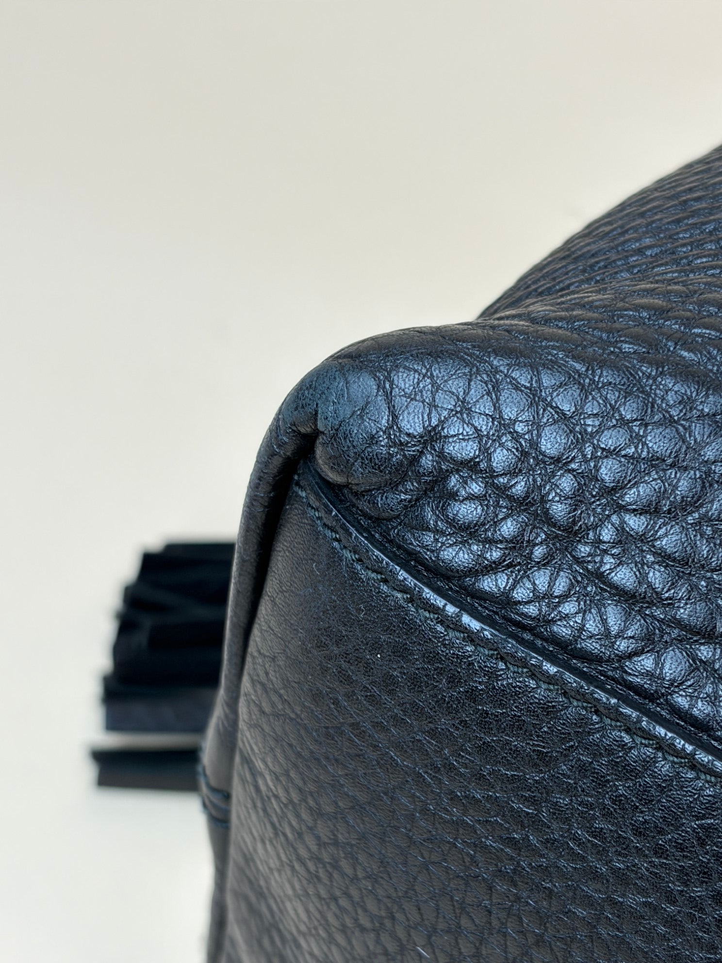 Gucci pebbled soho black shoulder bag-shoulder bag-Gucci-The Closet Egypt