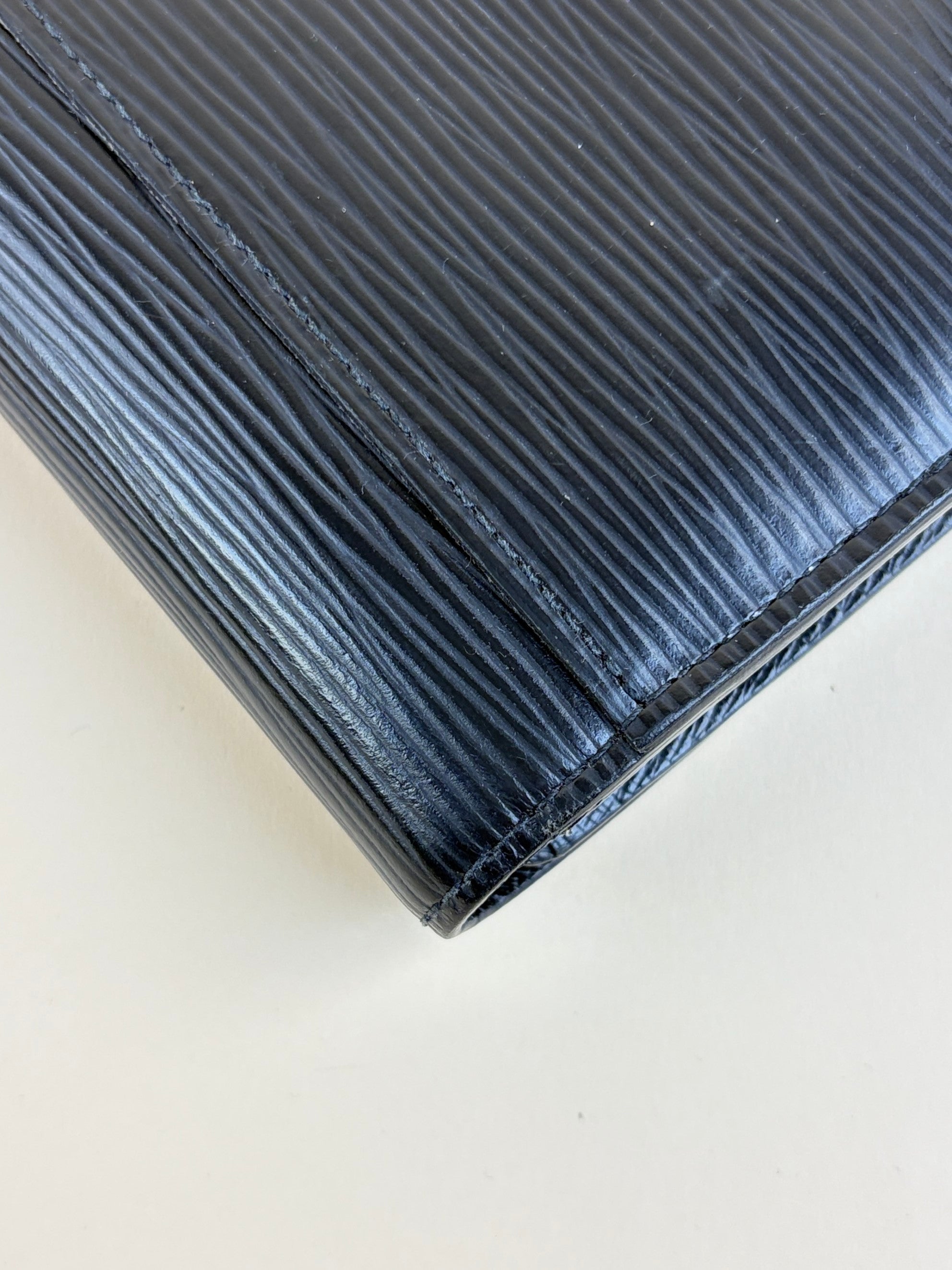 Louis Vuitton Black Sarah NM Wallet