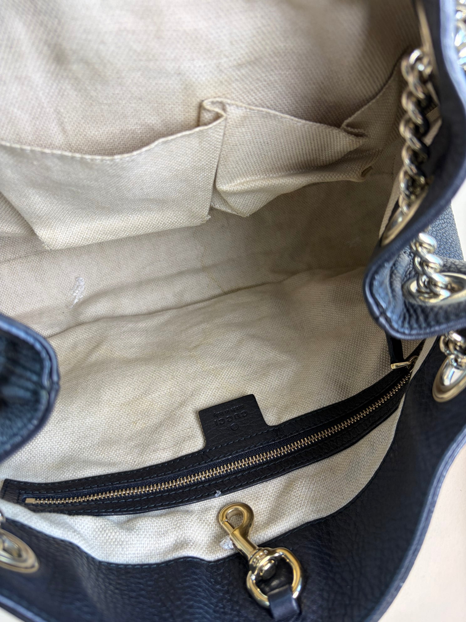 Gucci pebbled soho black shoulder bag-shoulder bag-Gucci-The Closet Egypt