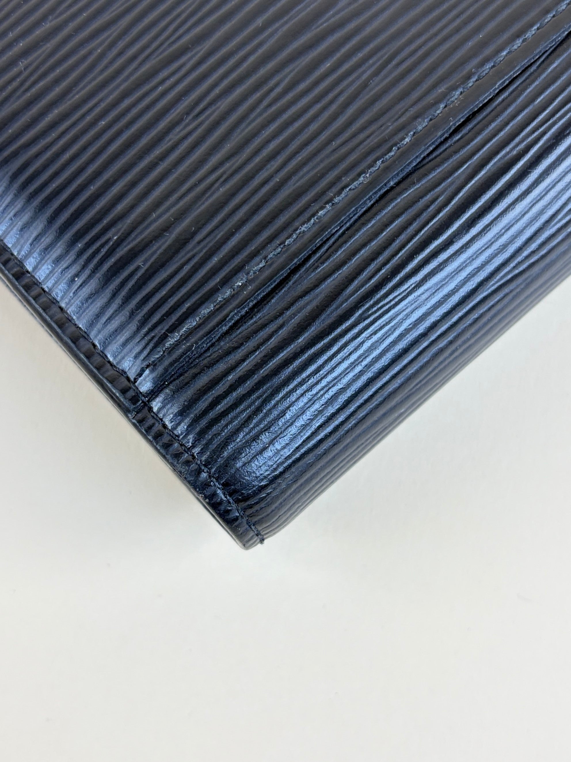 Louis Vuitton Black Sarah NM Wallet