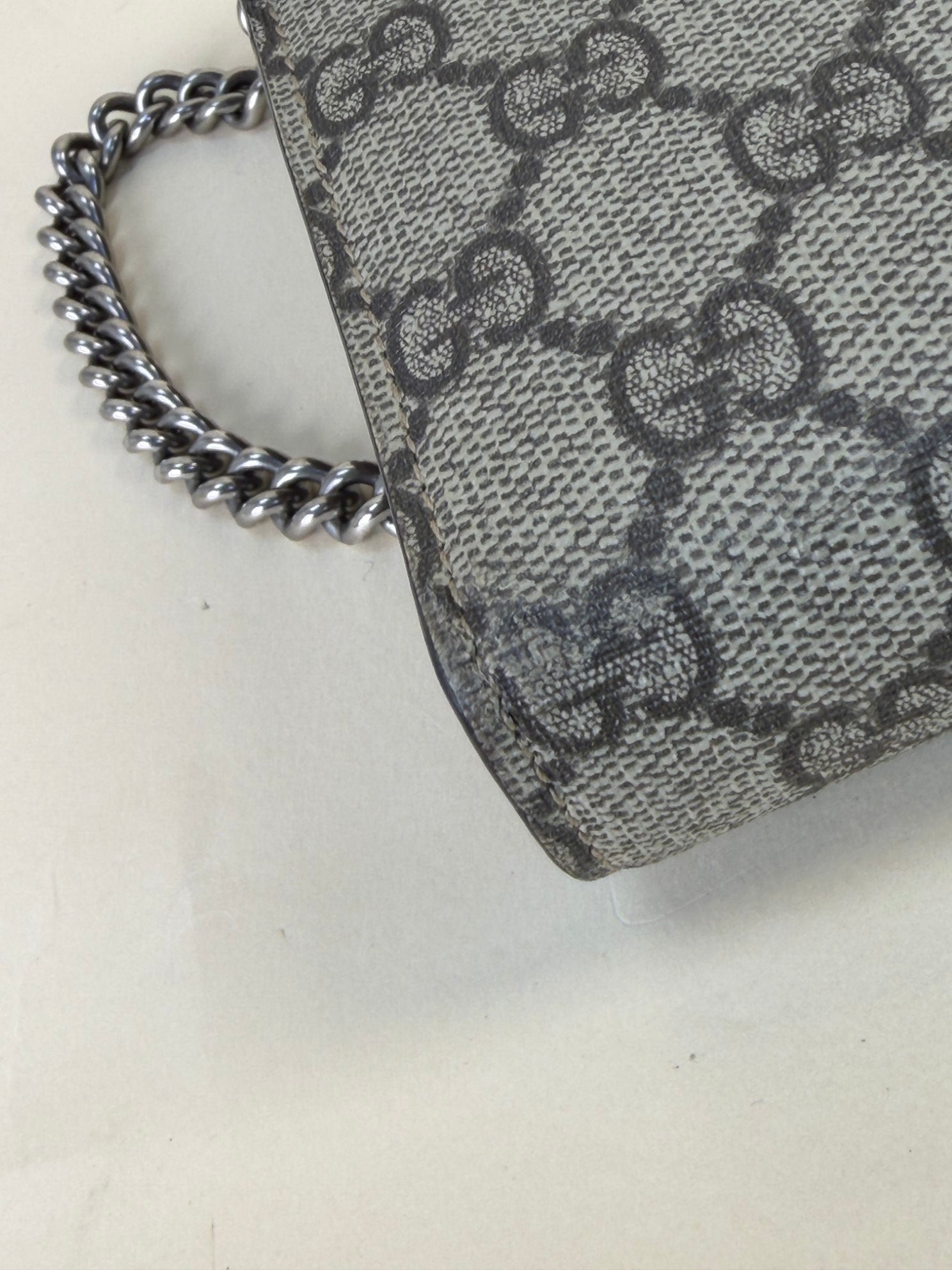 Gucci Ebony GG Supreme Dionysus Wallet On Chain