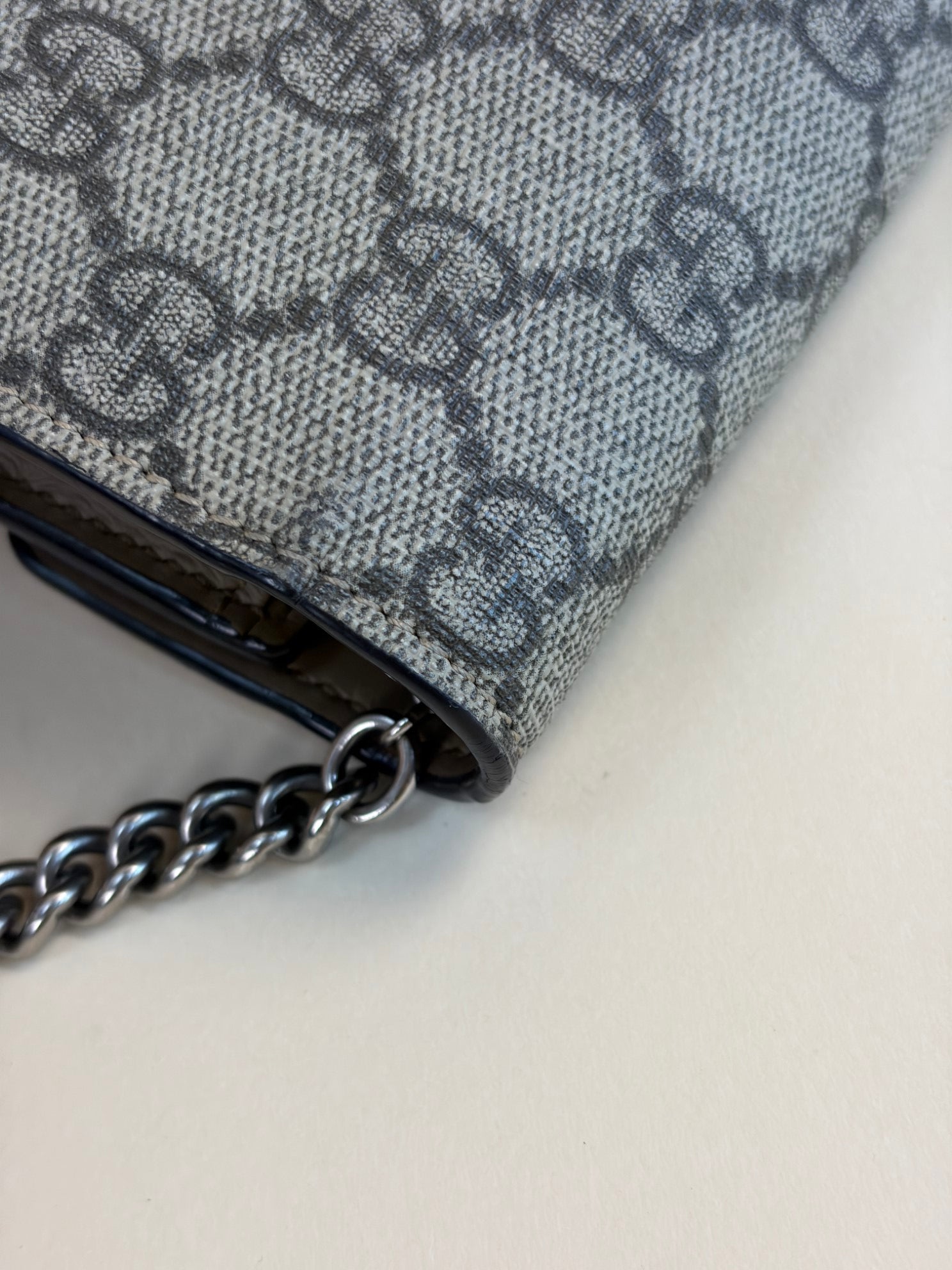 Gucci Ebony GG Supreme Dionysus Wallet On Chain