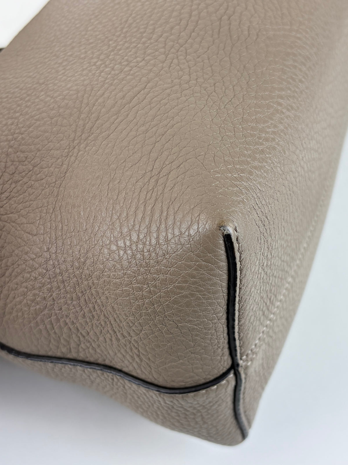 Fendi dove grey calfskin by the way selleria 192 medium