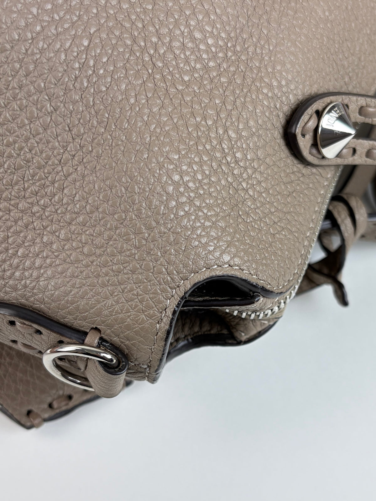 Fendi dove grey calfskin by the way selleria 192 medium