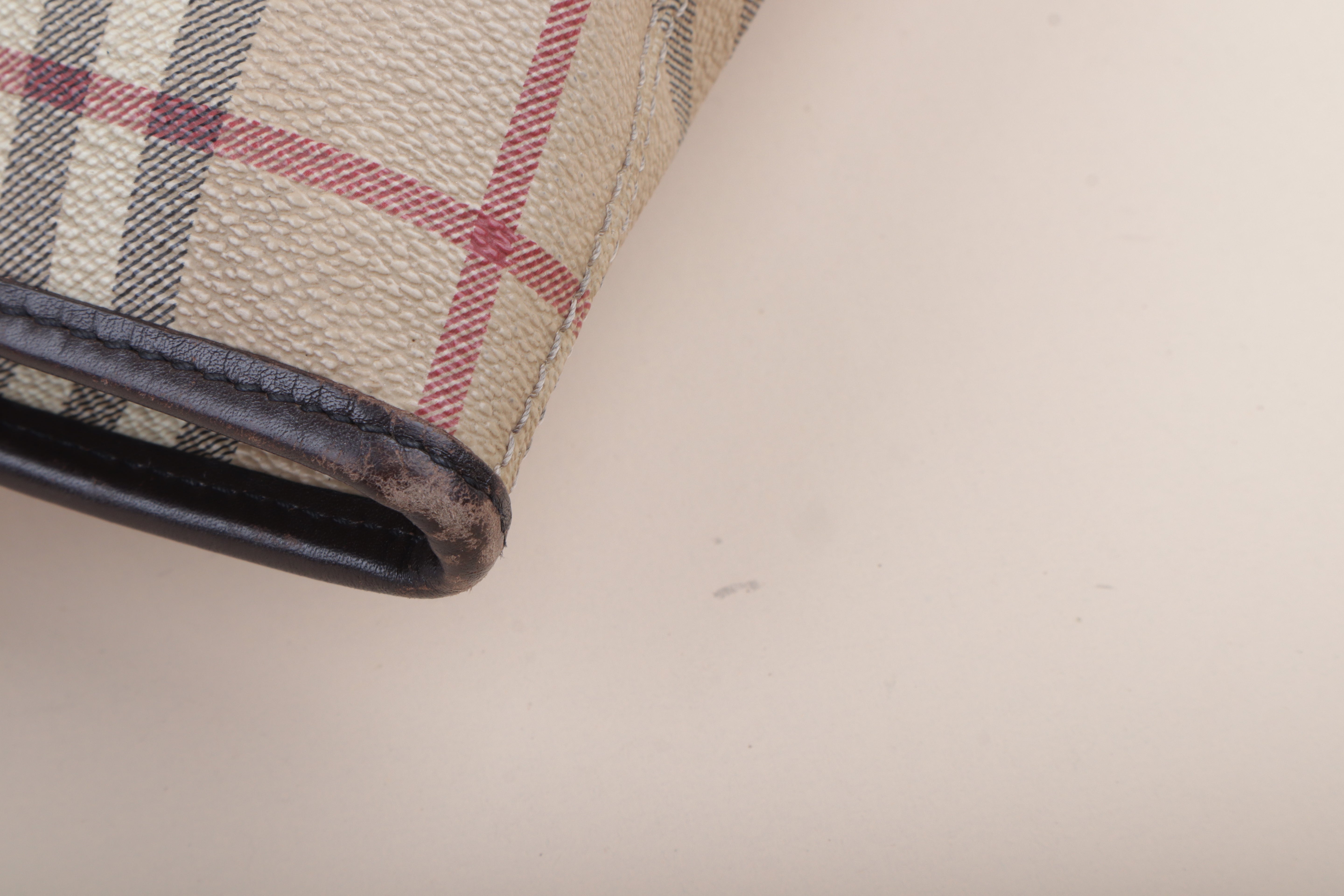 Burberry Bicolor Haymarket check regent