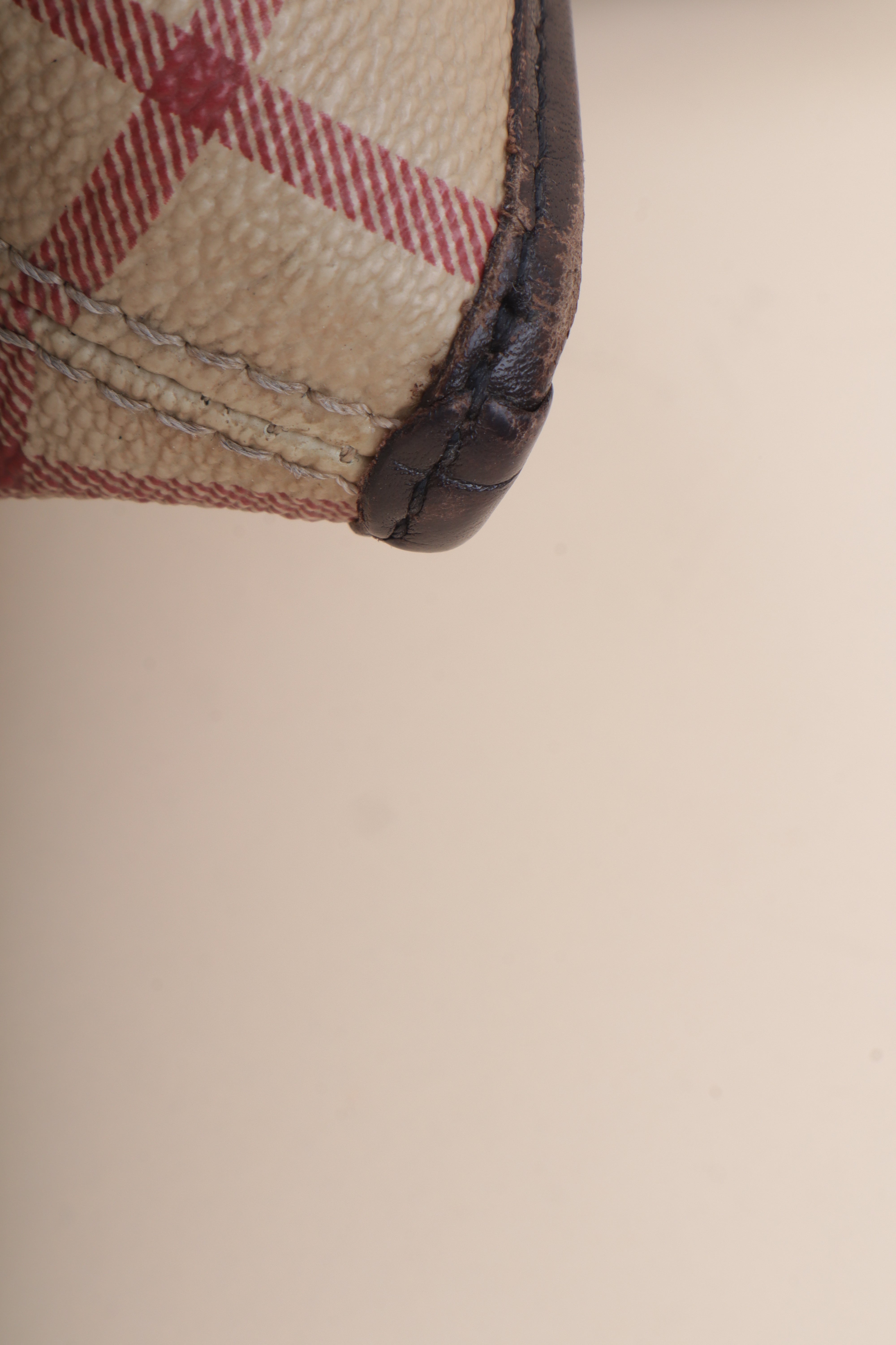 Burberry Bicolor Haymarket check regent