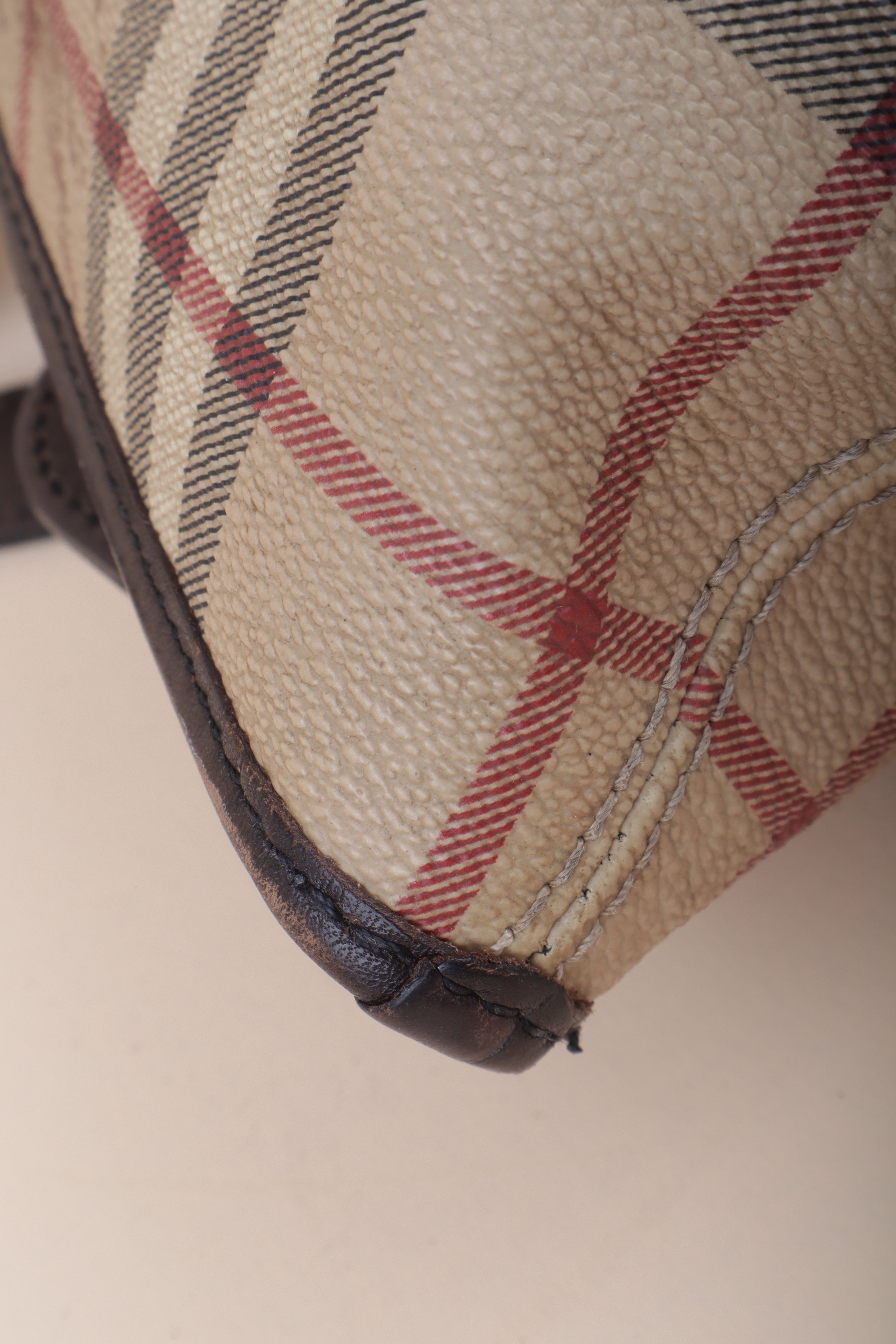 Burberry Bicolor Haymarket check regent