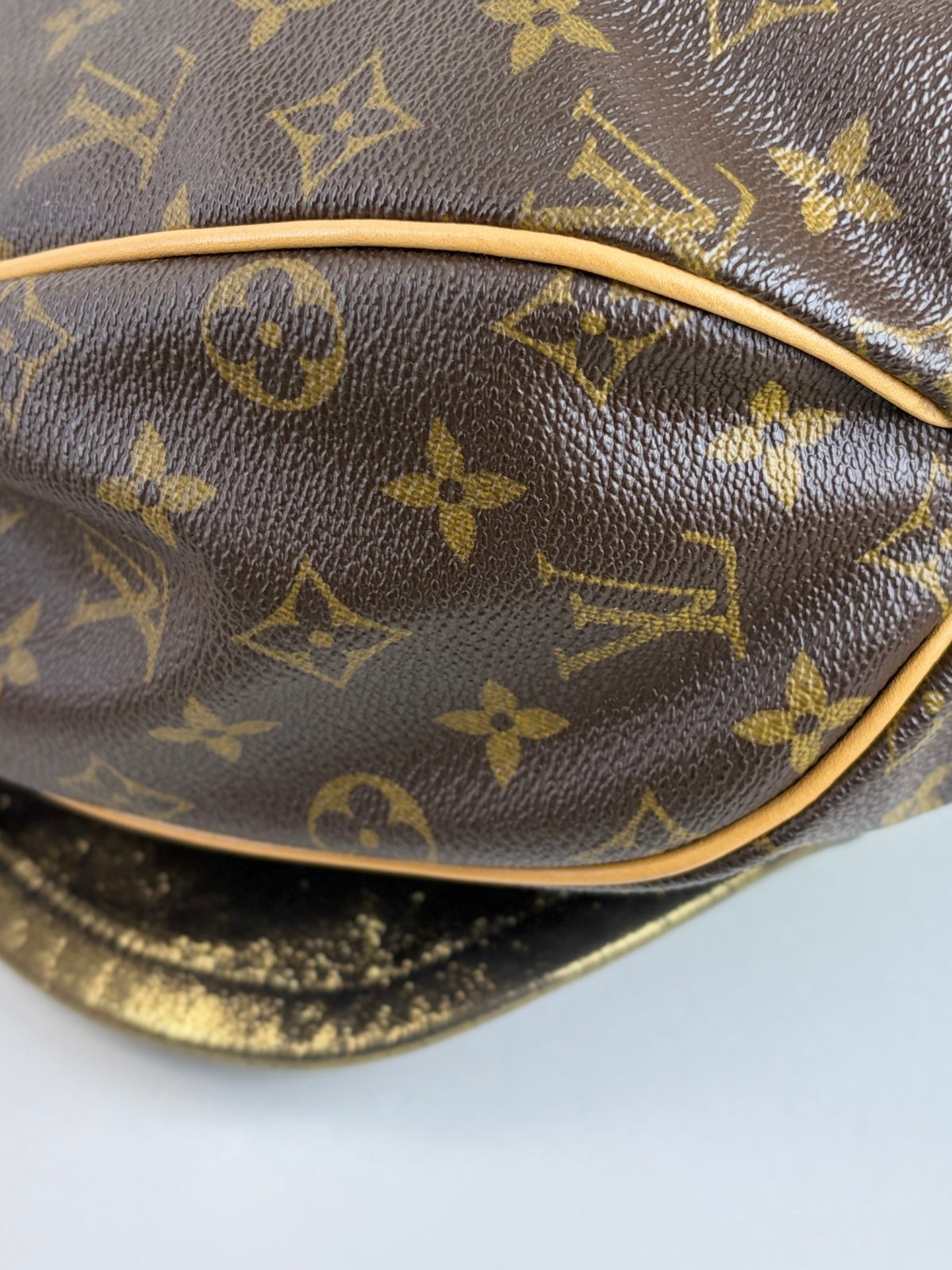 Louis Vuitton limited edition monogram canvas Kalahari GM bag