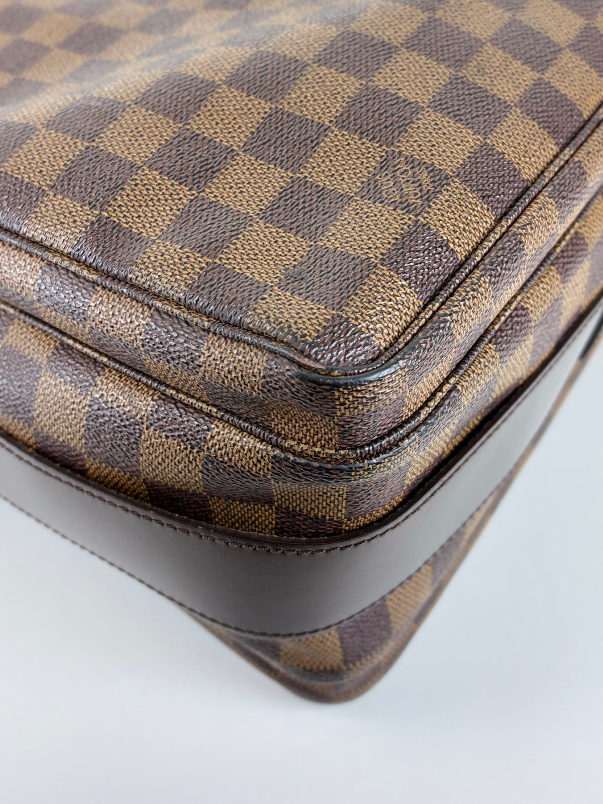 Louis Vuitton Damier Ebene canvas naviglio messenger bag
