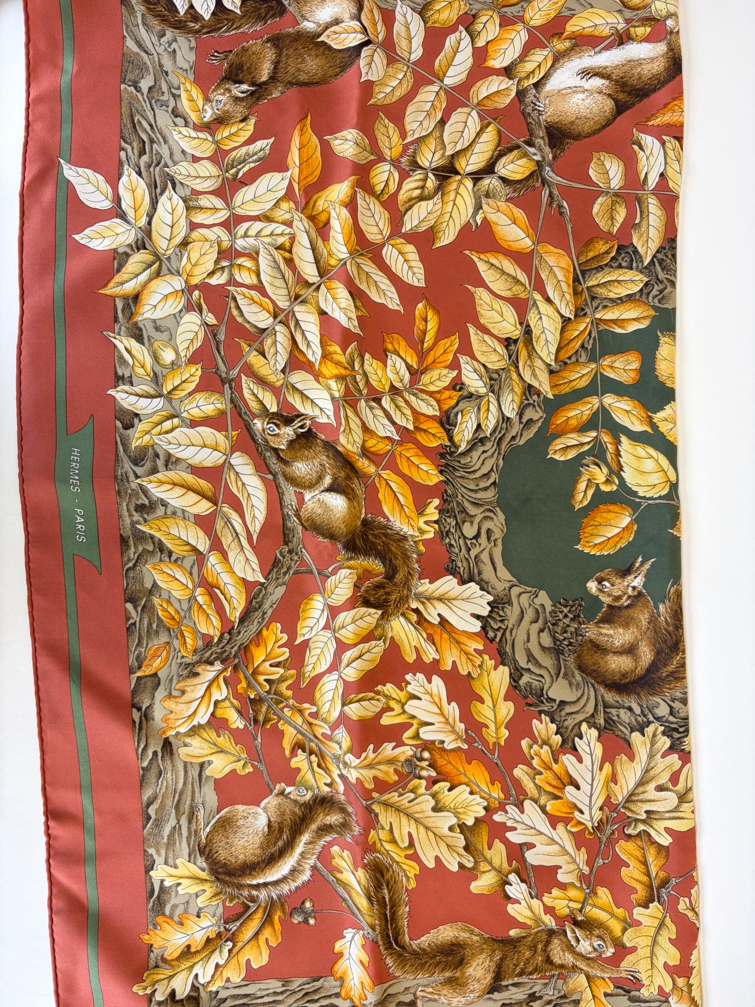 Hermes Multicolor Casse-Noisette Silk
