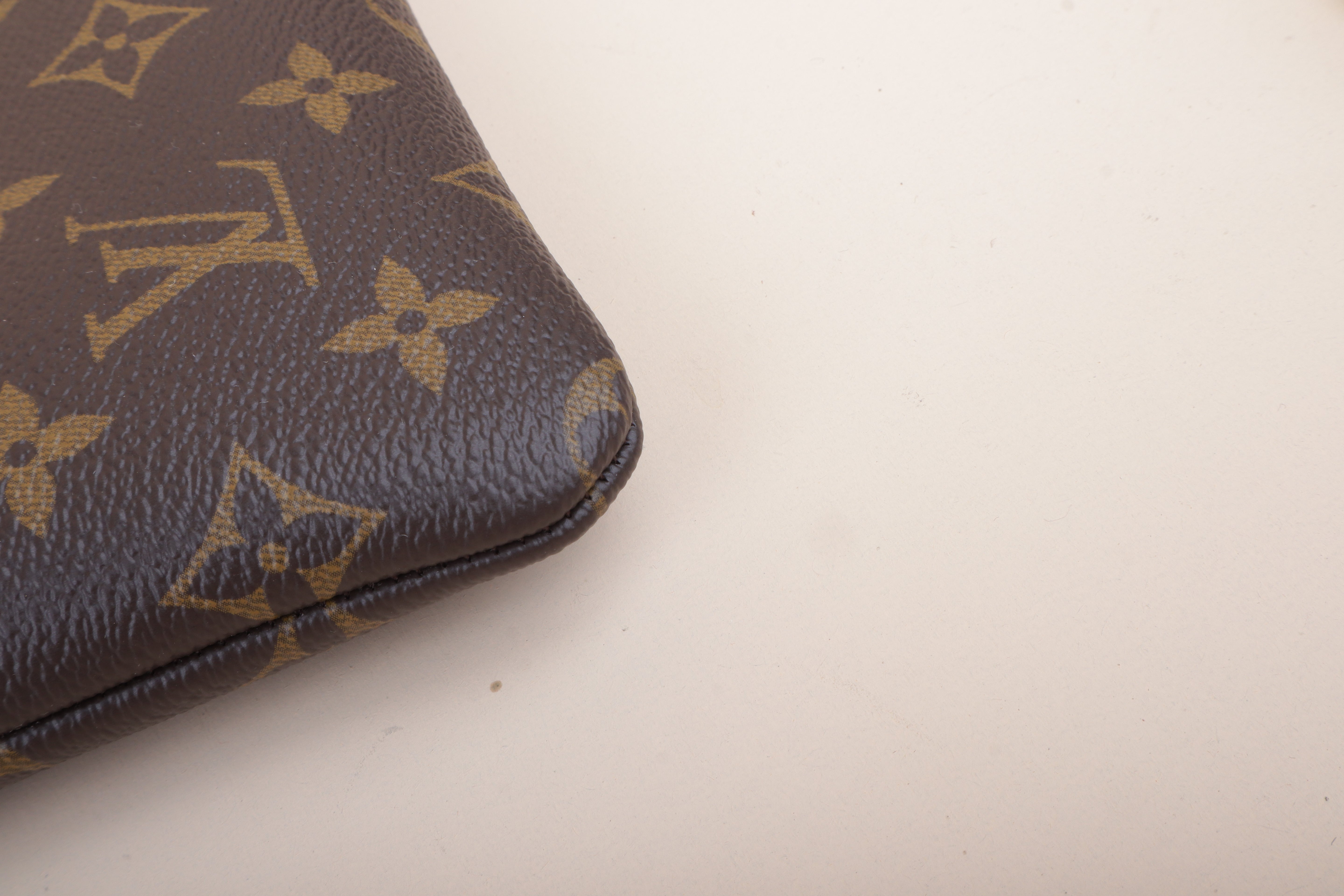 Louis Vuitton Monogram Key L Zip Pouch