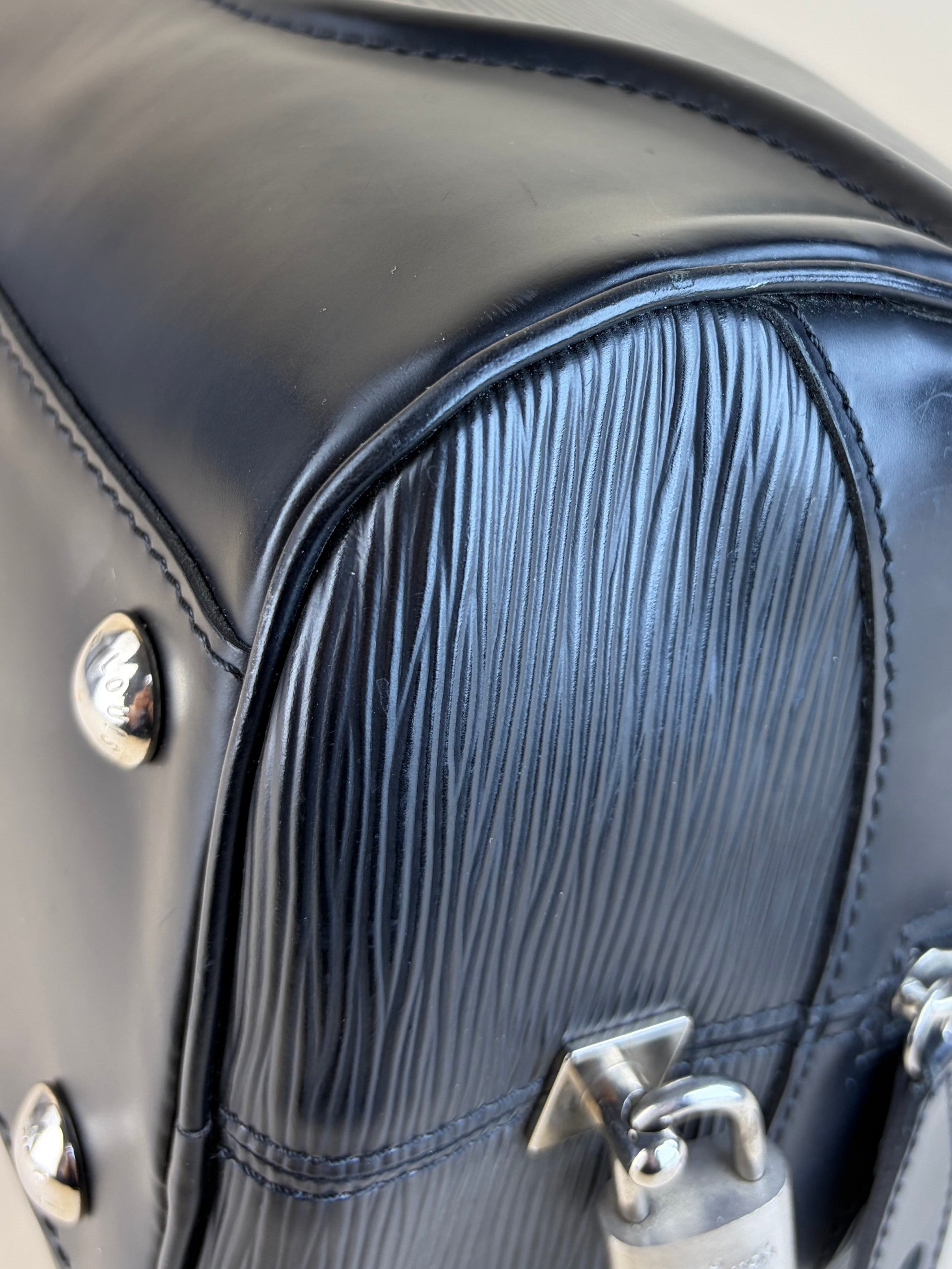 Louis Vuitton Black Epi leather Montaigne pm bag