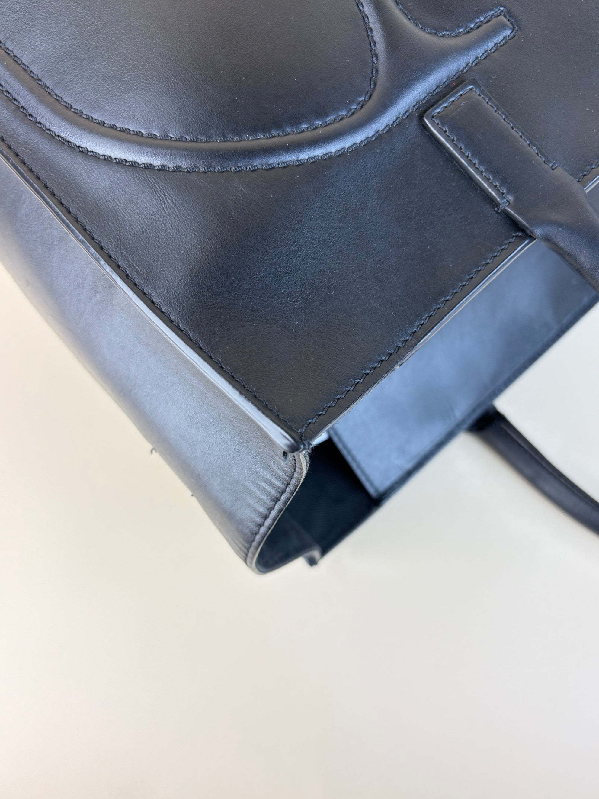 Valentino Black leather vlog walk medium  shopping bag
