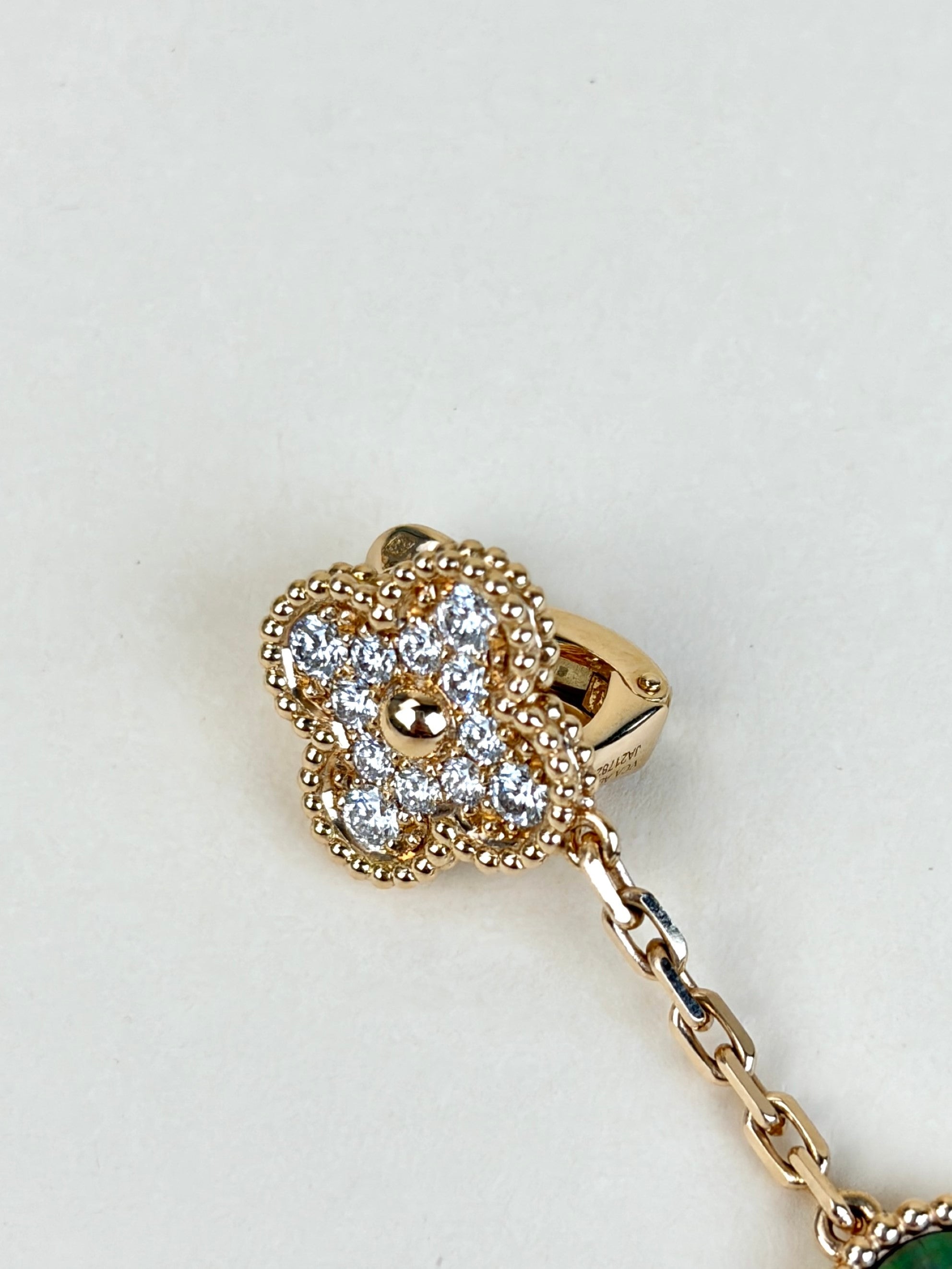Van Cleef magic alhambra 2motifs 18 k rose gold and grey mother of pearl