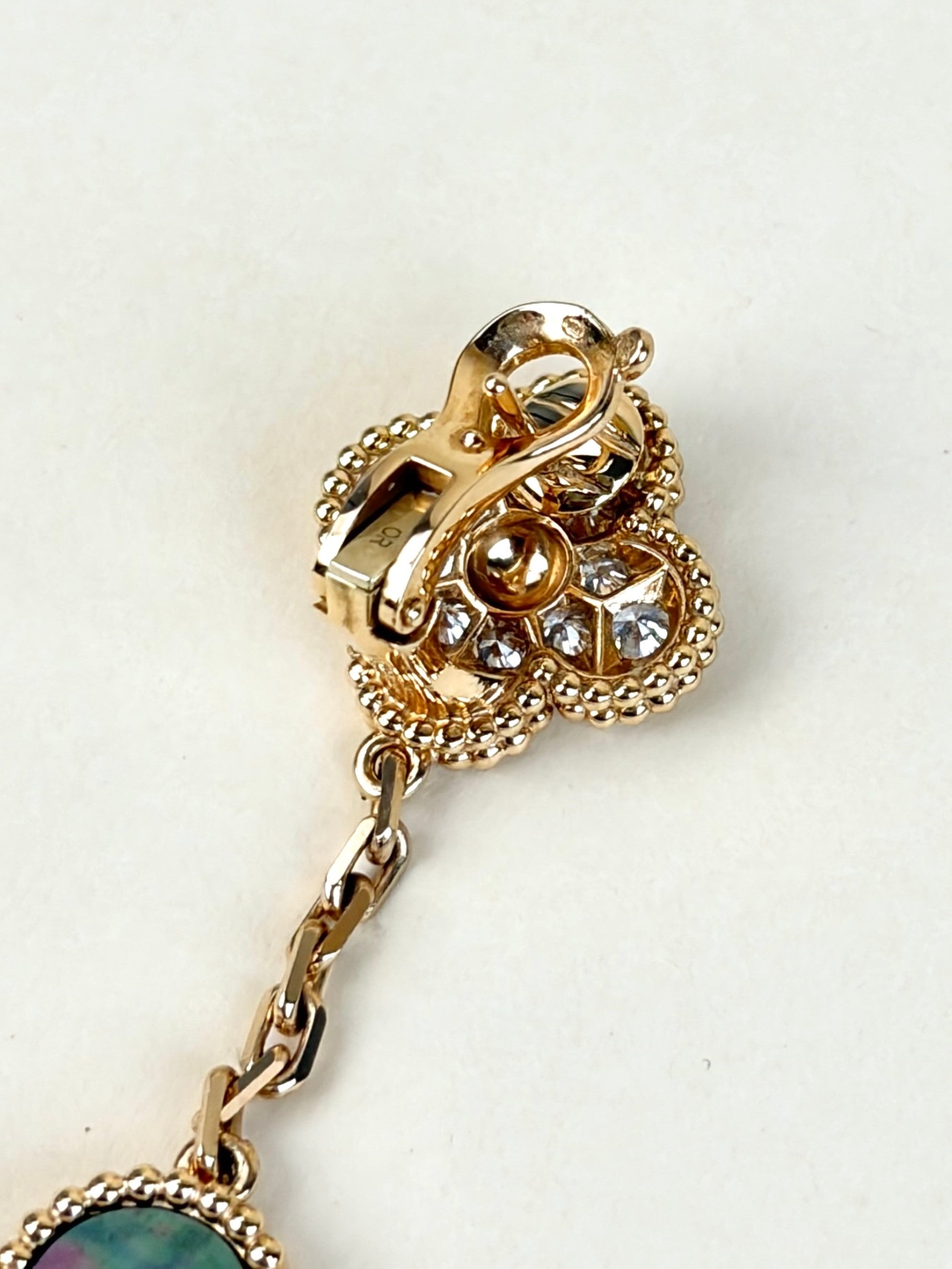 Van Cleef magic alhambra 2motifs 18 k rose gold and grey mother of pearl
