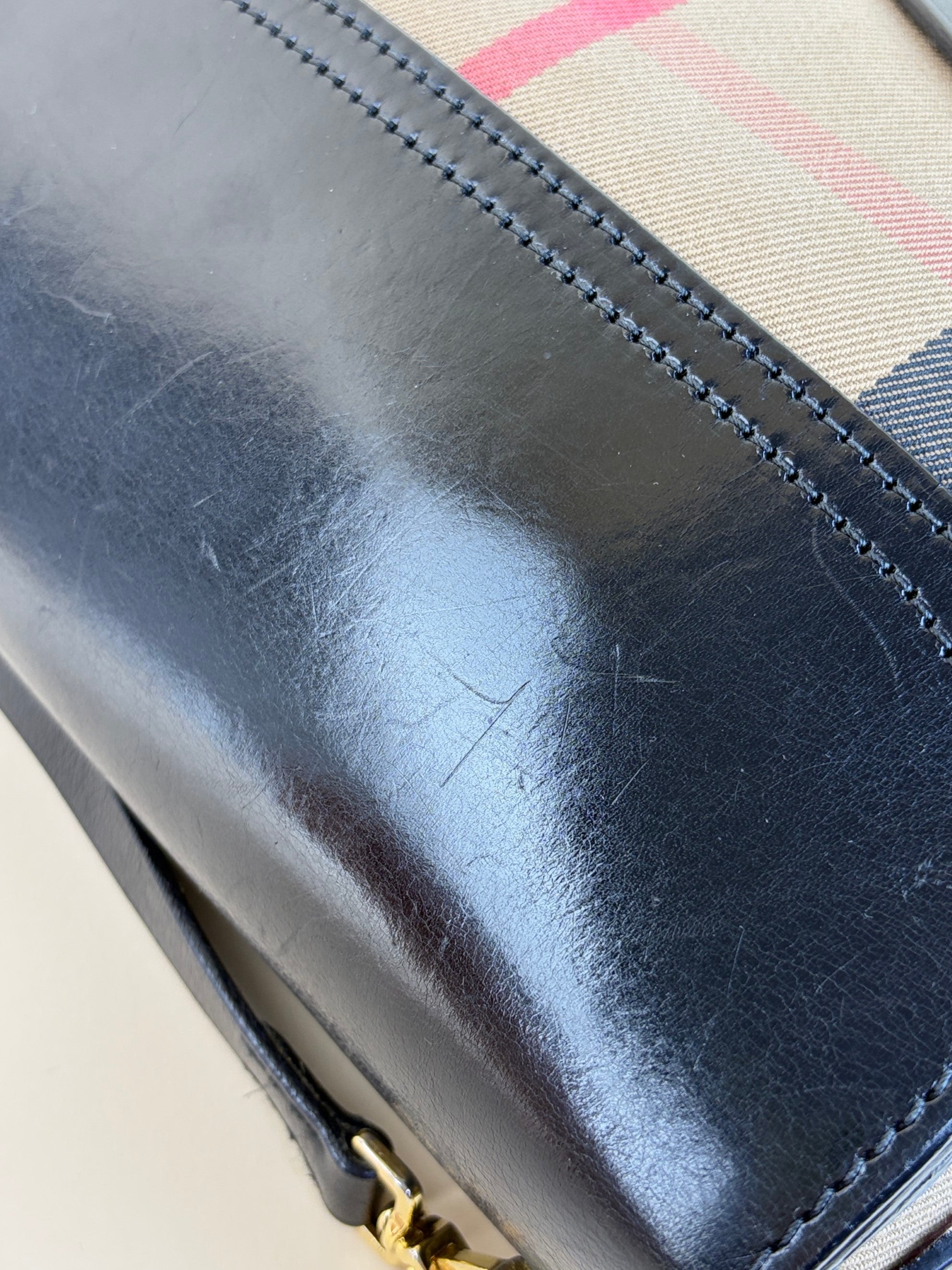 Burberry Black House Check abbot shoulder