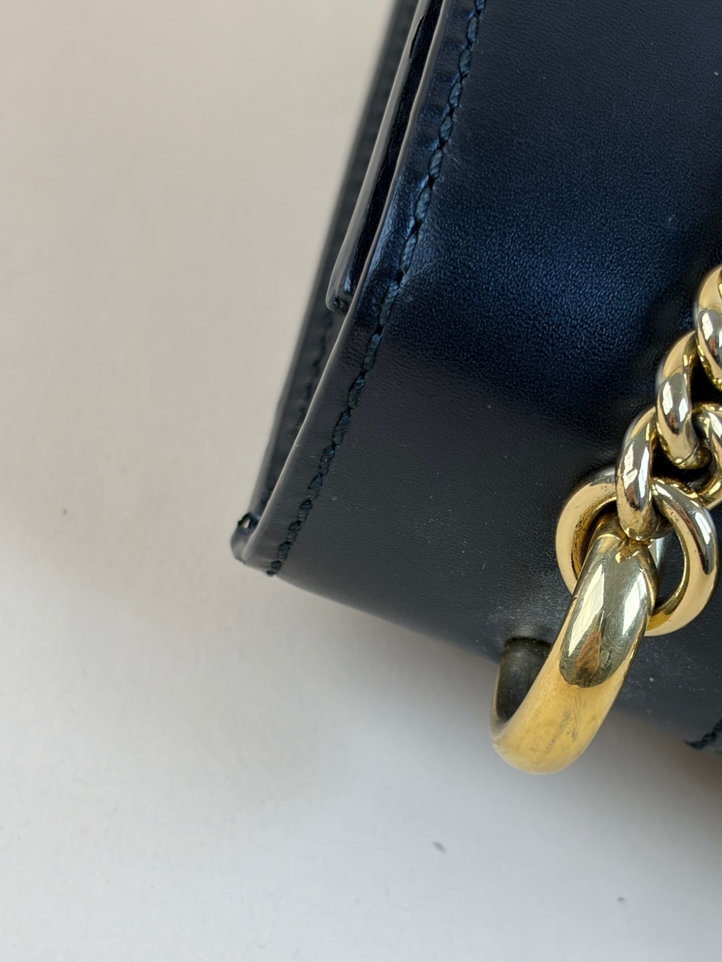 Gucci Black Sylvie mini chain web Ophidia