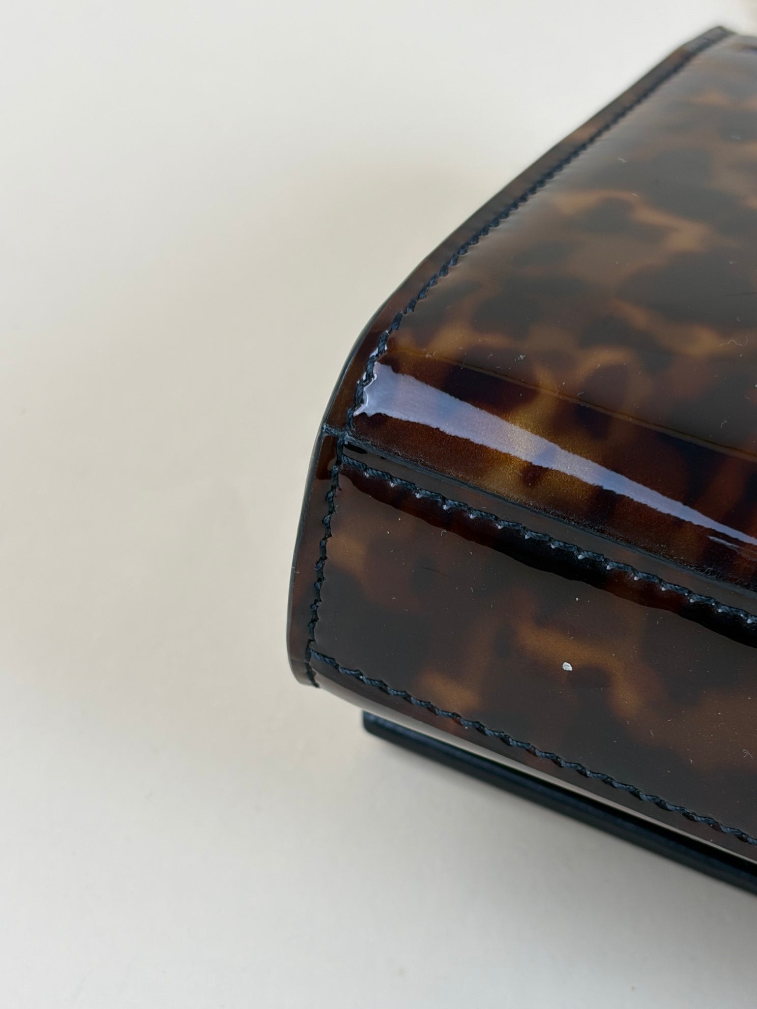 YSL tortise shell small kat patent monogram with chains