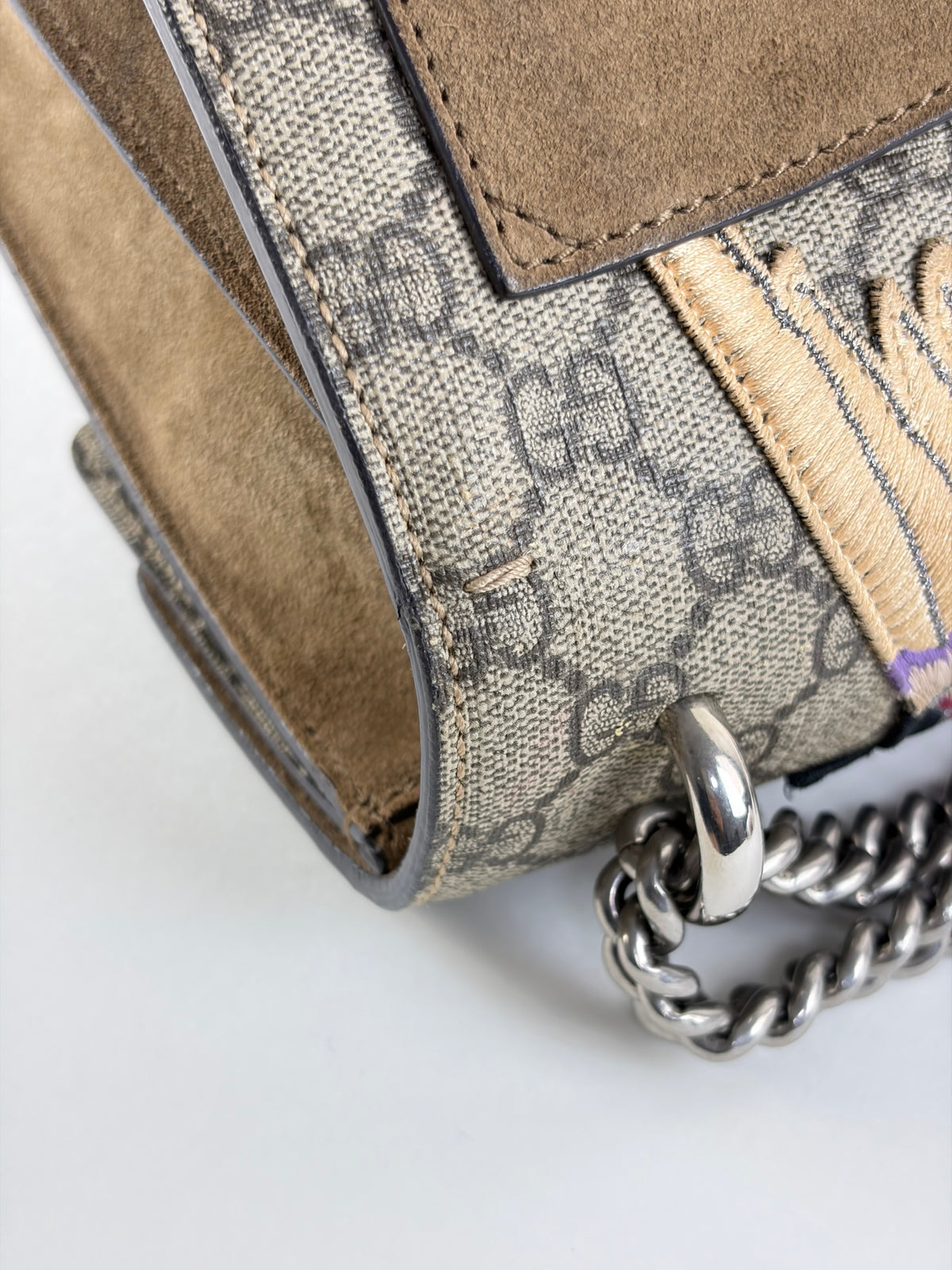 Gucci GG Supreme monogram Embroidered medium Dionysus