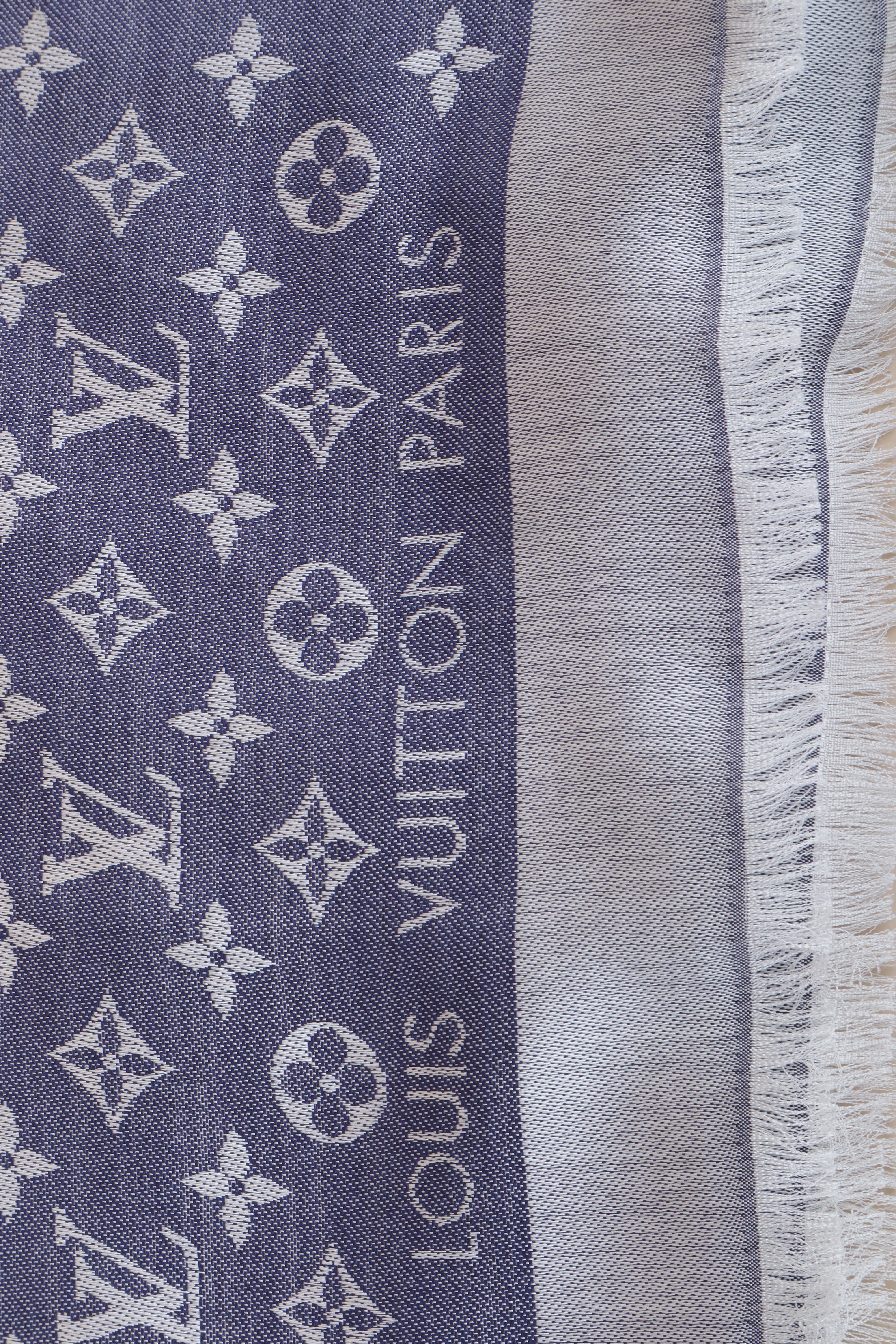 Louis Vuitton Blue Monogram Denim shawl Scarf