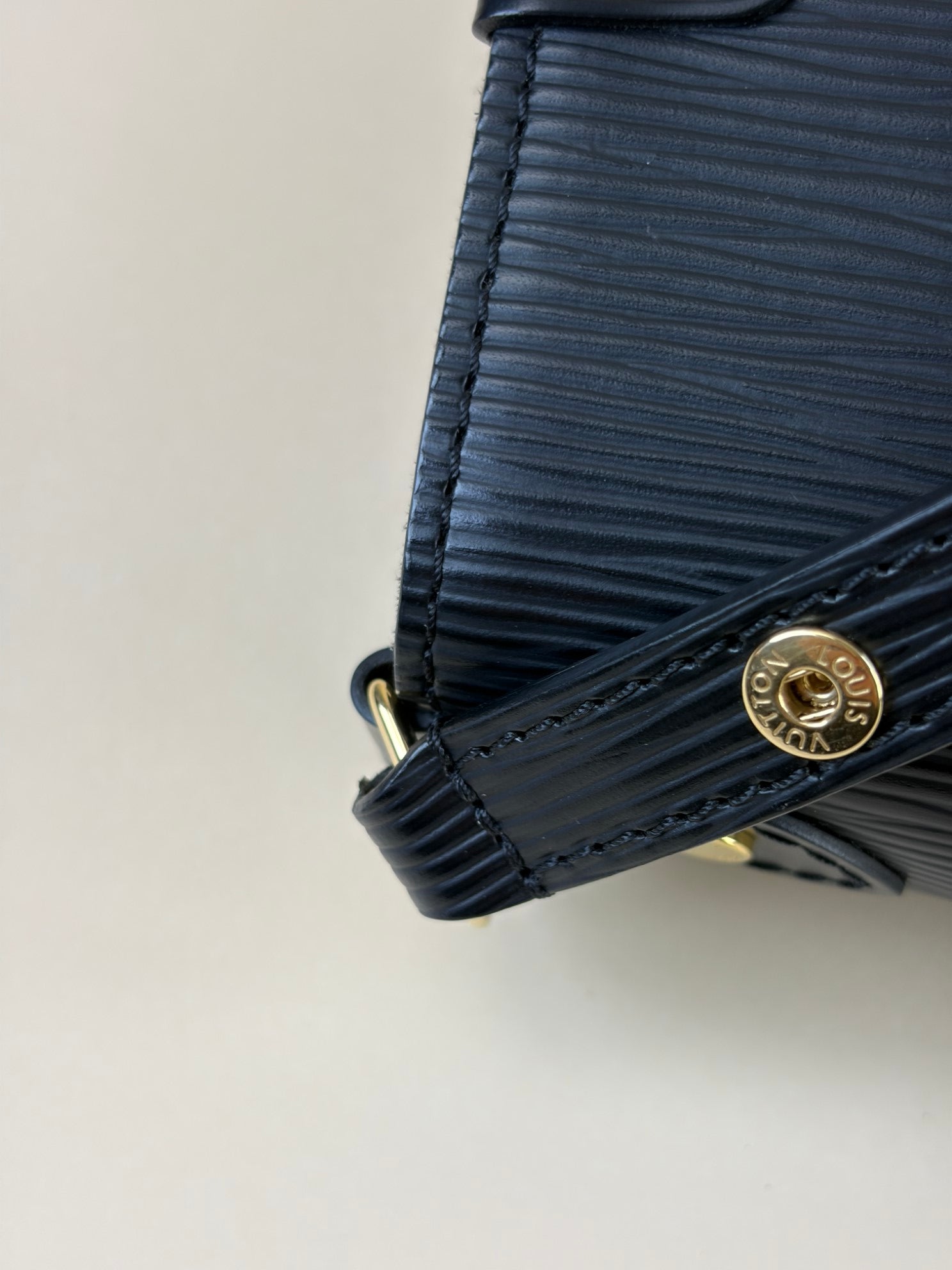 Louis Vuitton Monogram Black Saint Michel Crossbody bag
