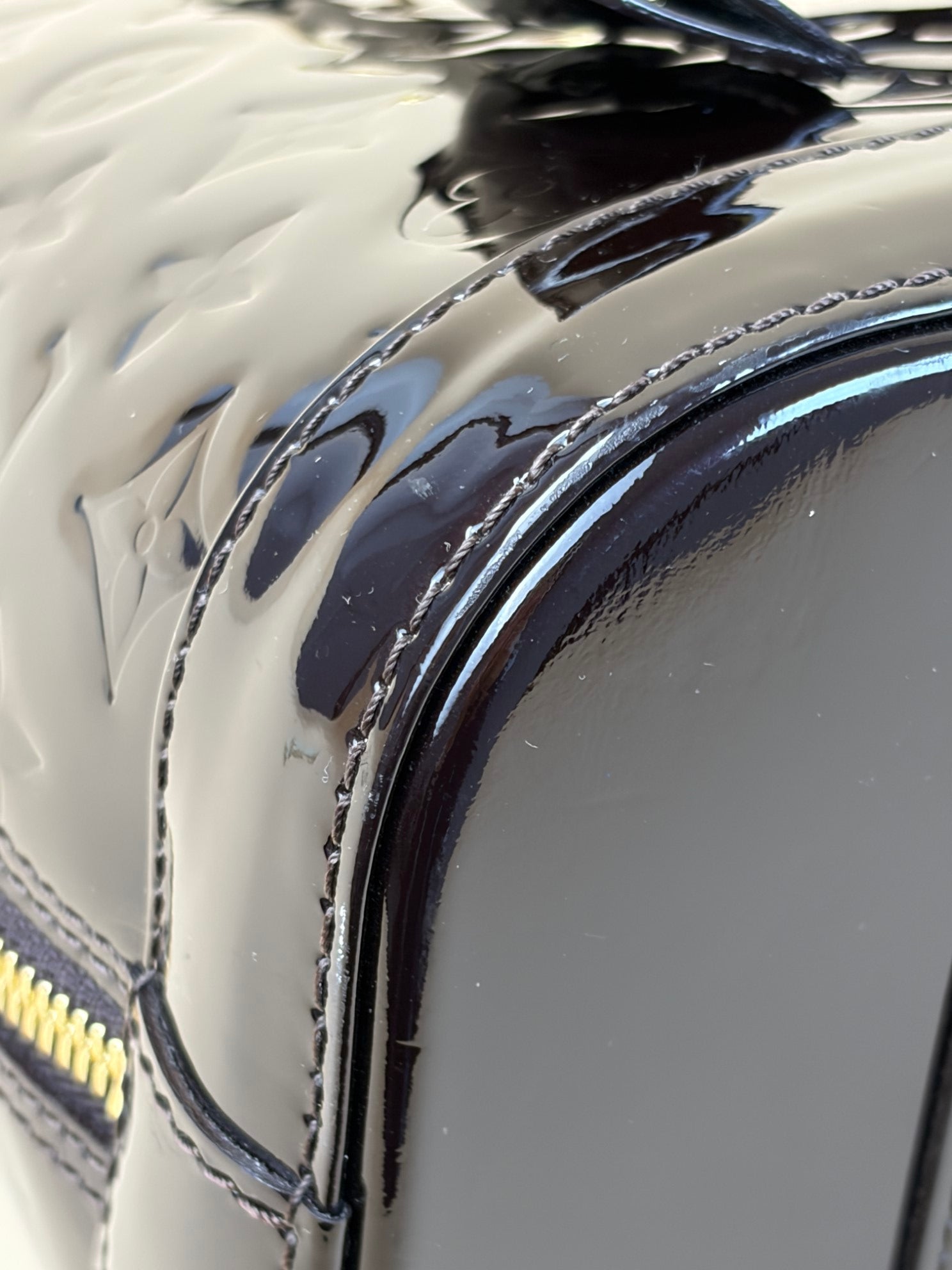 Louis Vuitton Amarante burgundy Monogram Vernis Alma PM Bag