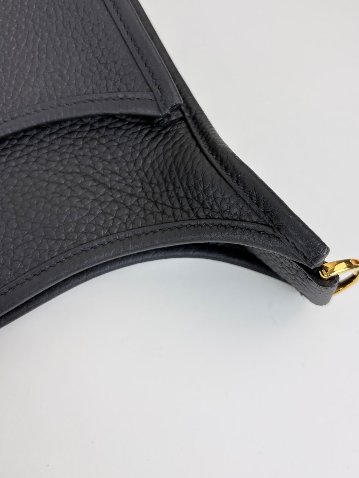 Hermes Evelyne III 29 noir Clemence leather Bag