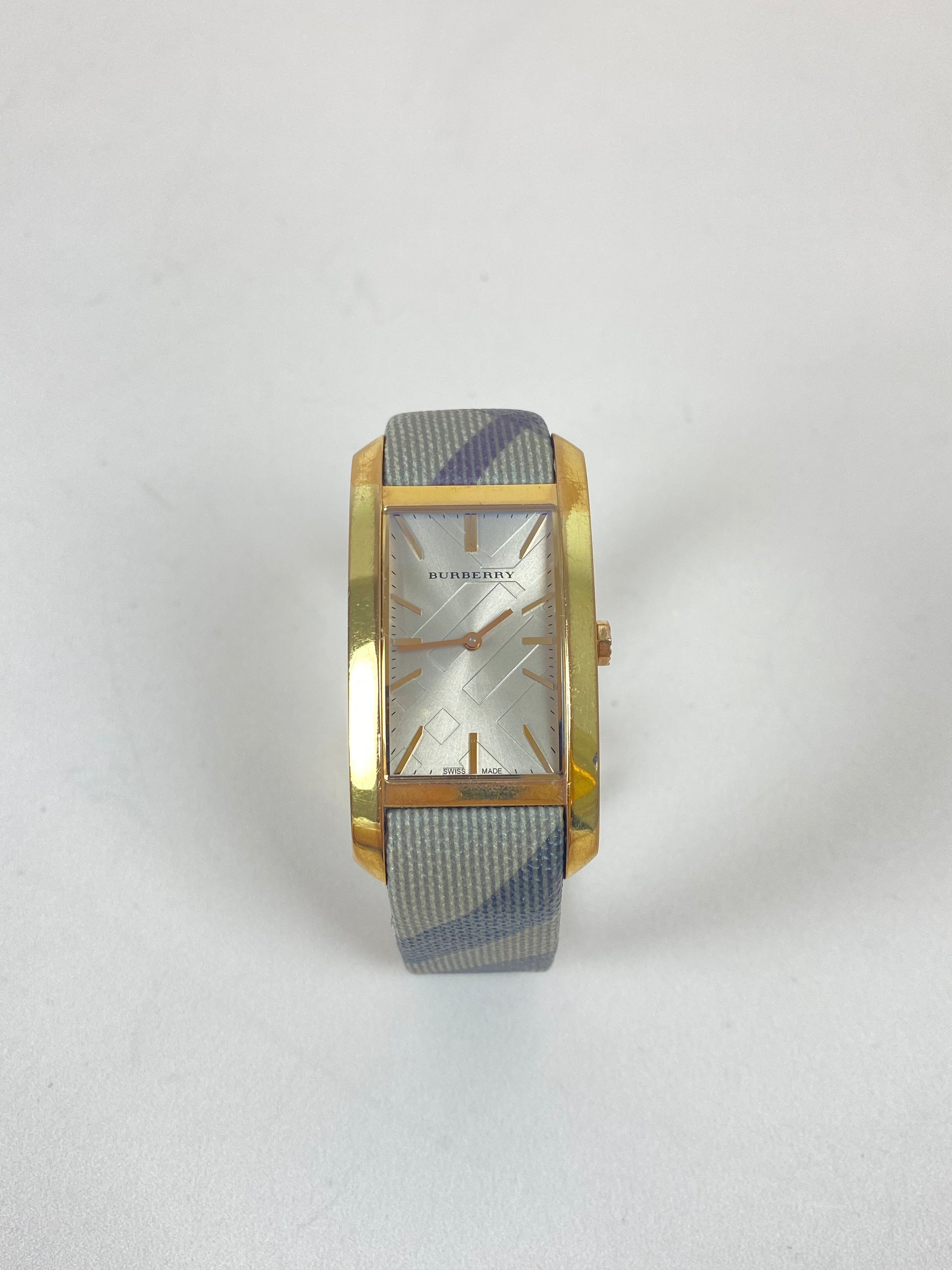 Burberry Gold City Square Pioneer House Check Watch