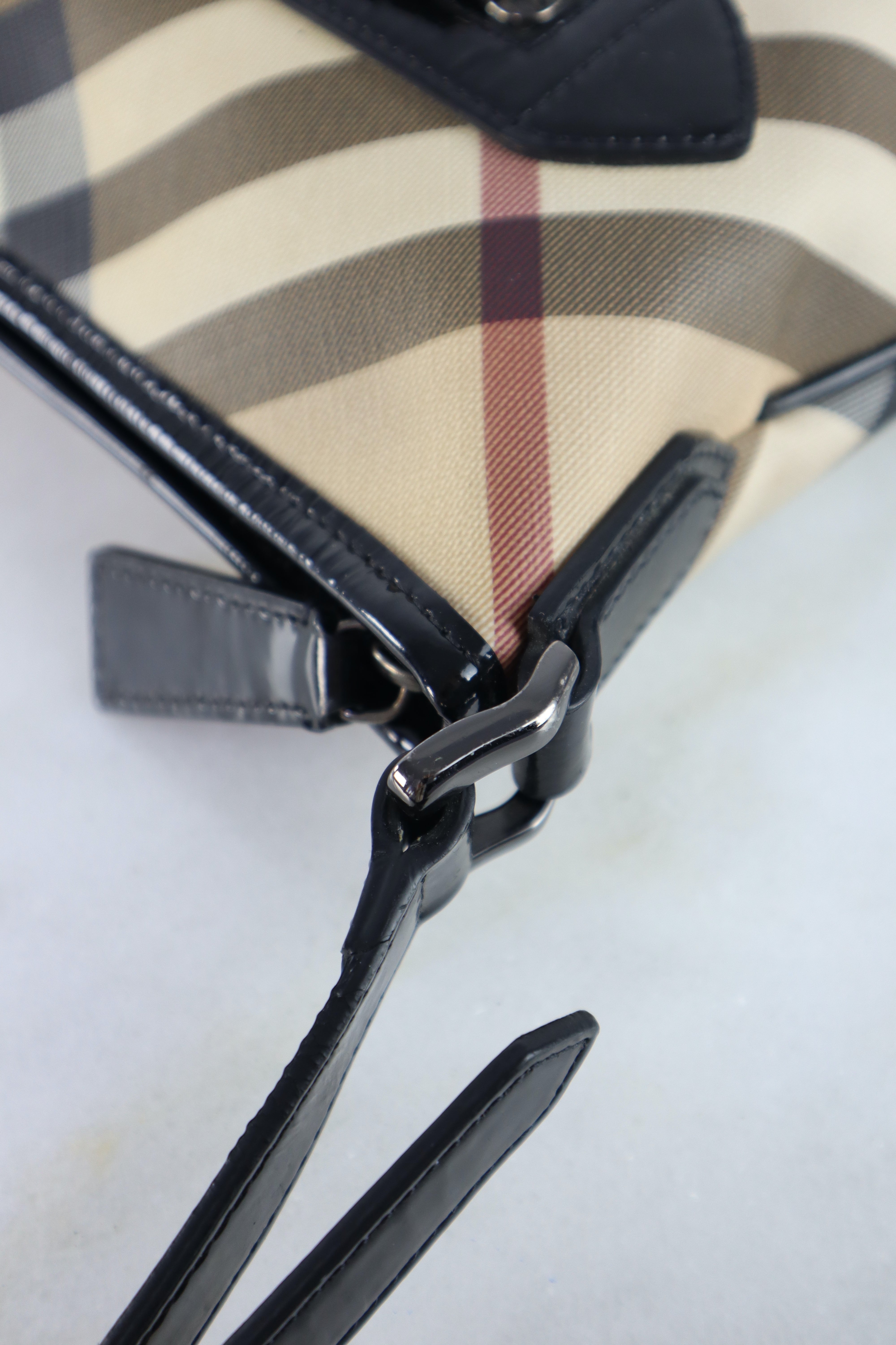 Burberry Bicolor Supernova Dryden Crossbody Bag