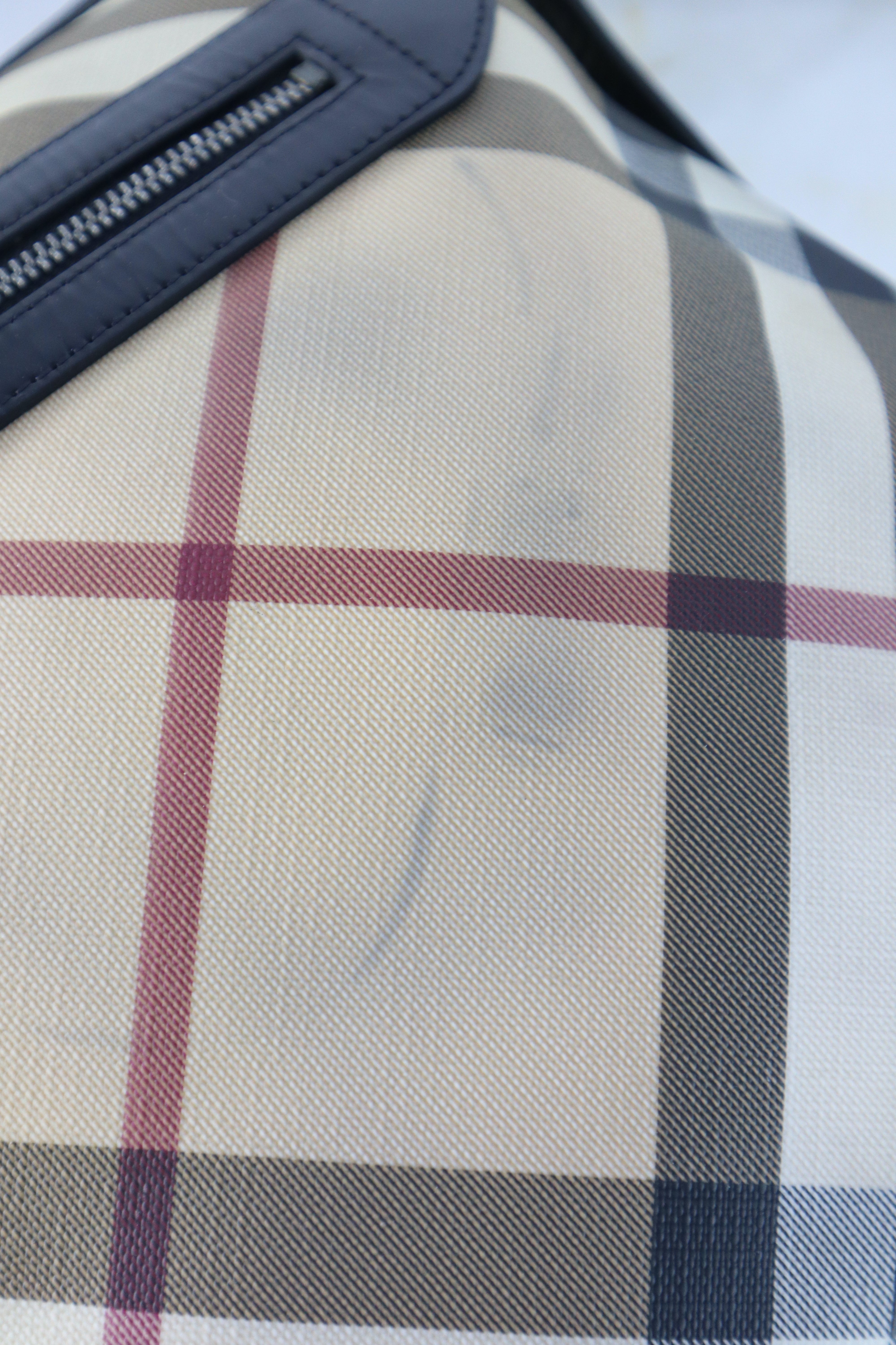 Burberry Bicolor Supernova Dryden Crossbody Bag
