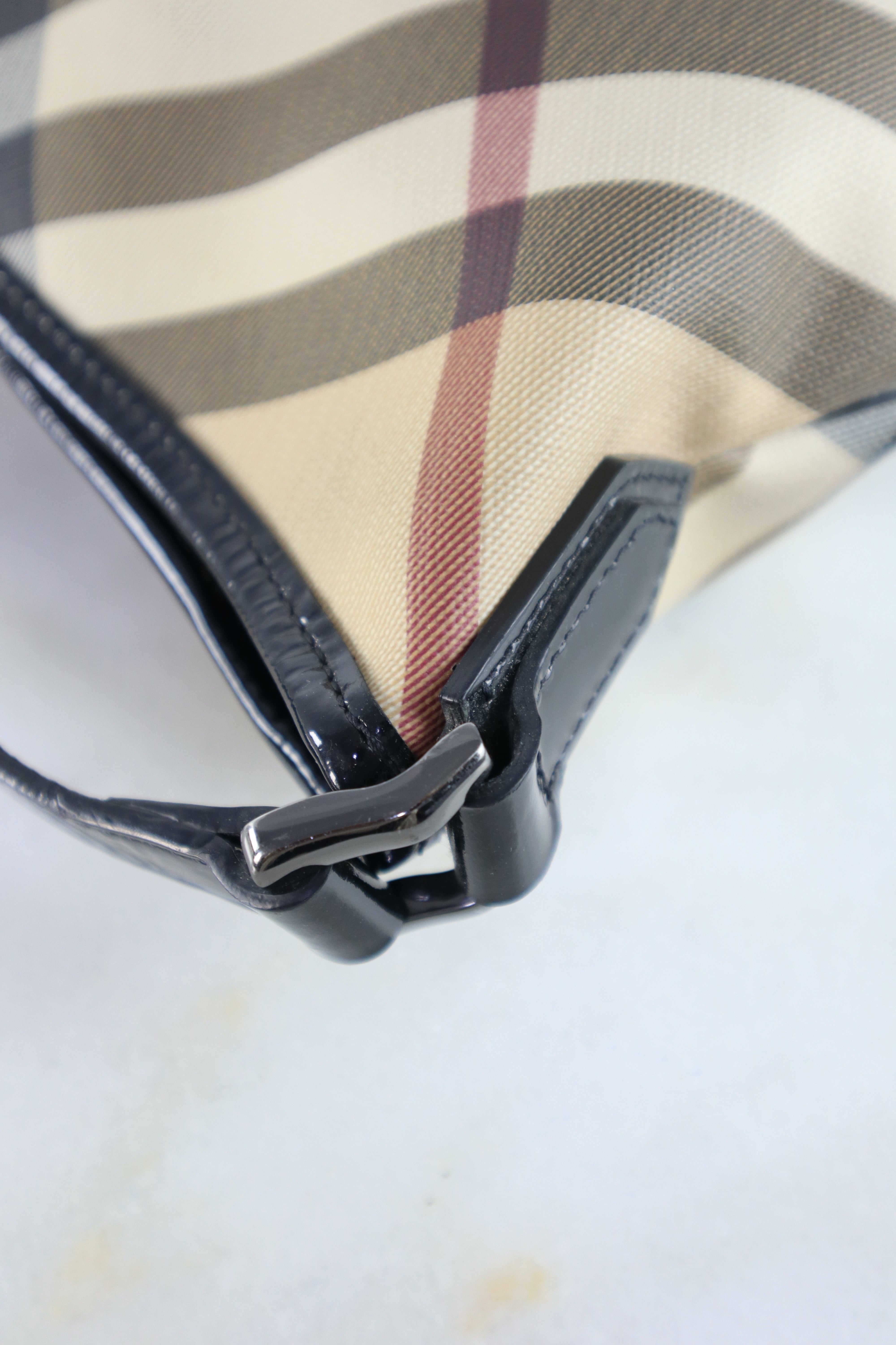 Burberry Bicolor Supernova Dryden Crossbody Bag