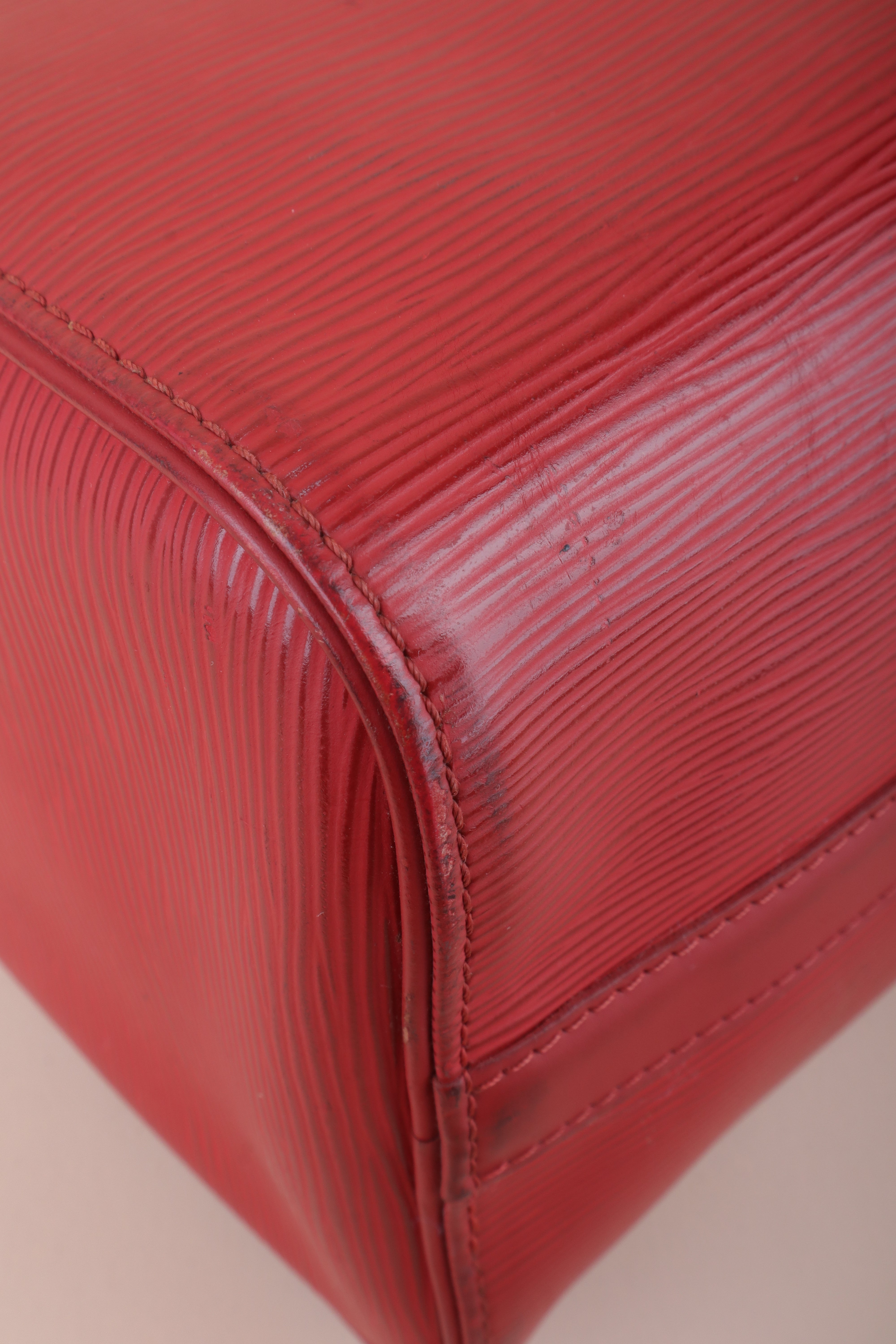 Louis Vuitton Red Speedy 30 Tote Bag