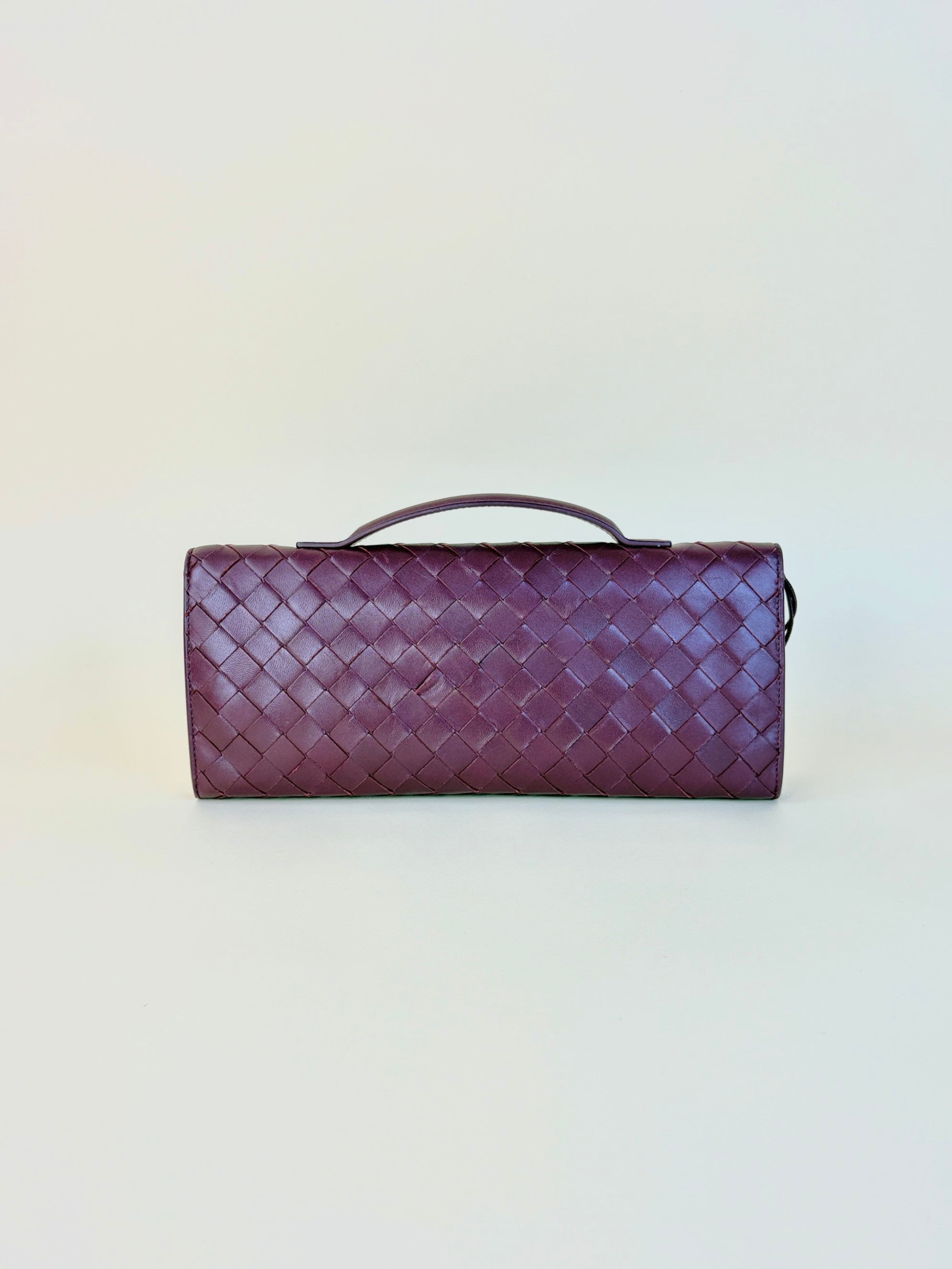 Bottega Veneta burgundy Andiamo clutch