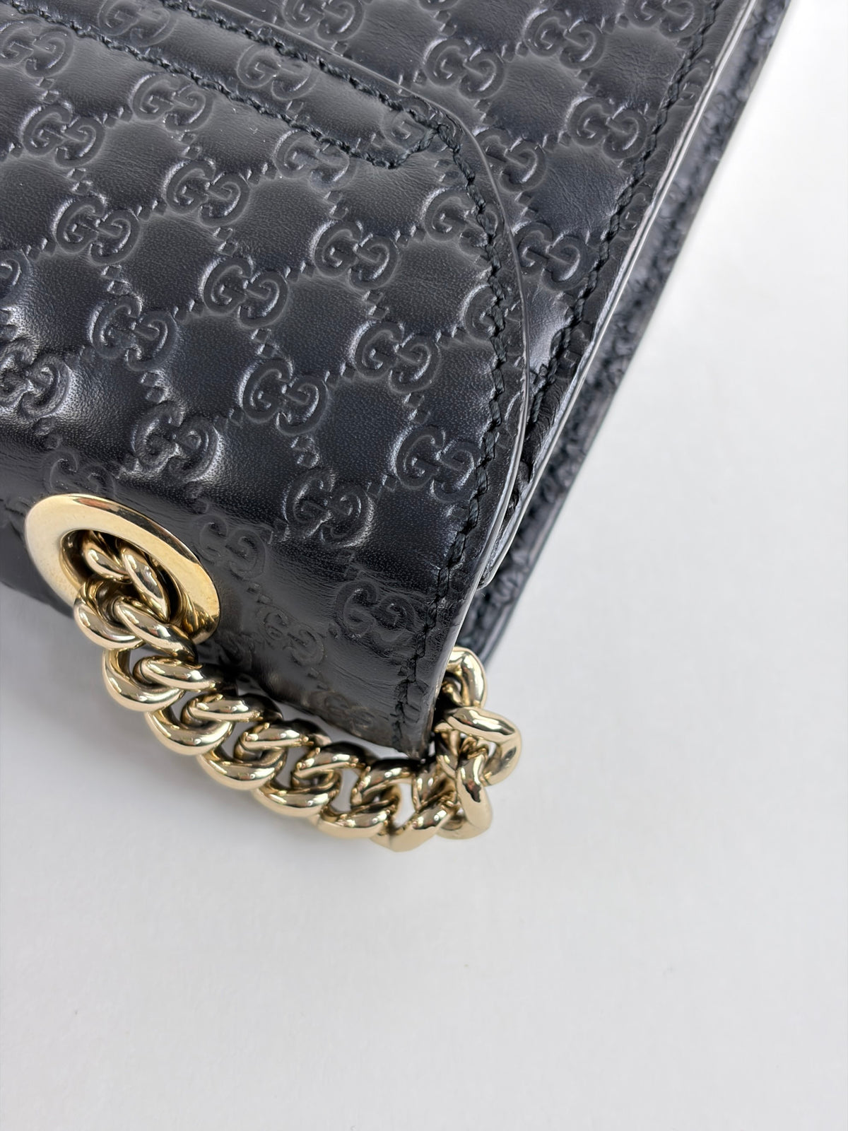 Gucci black microguccissima mini Emily chain