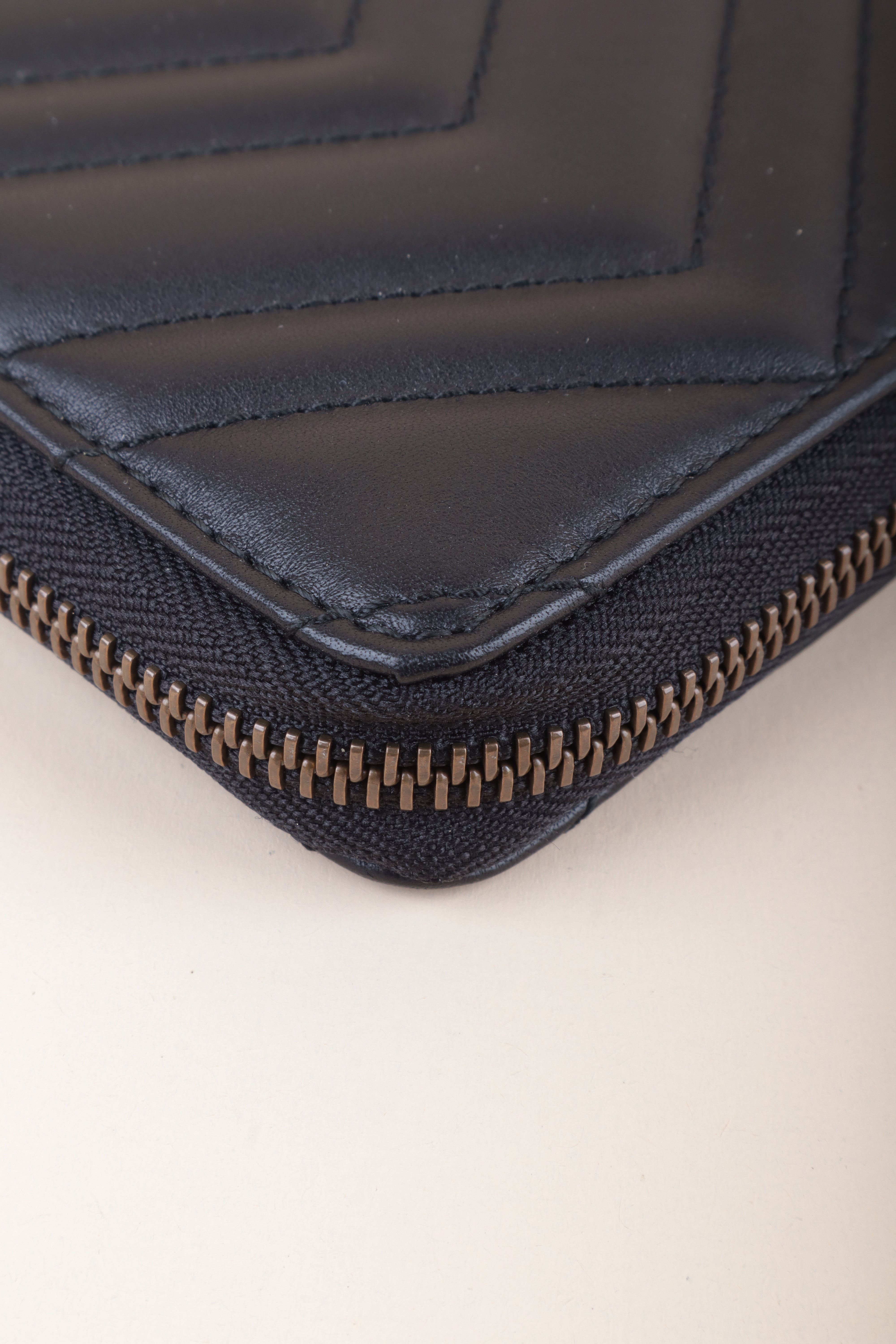 Gucci Black GG Portfolio Marmont Pouch