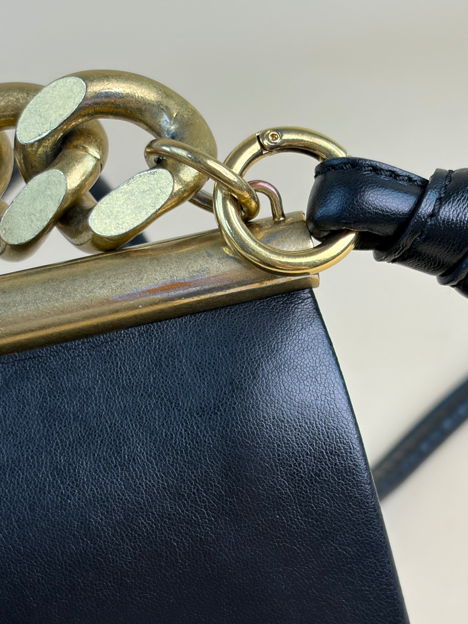 Stella Mccartney Black Small Chunky Chain Small Shoulder Bag