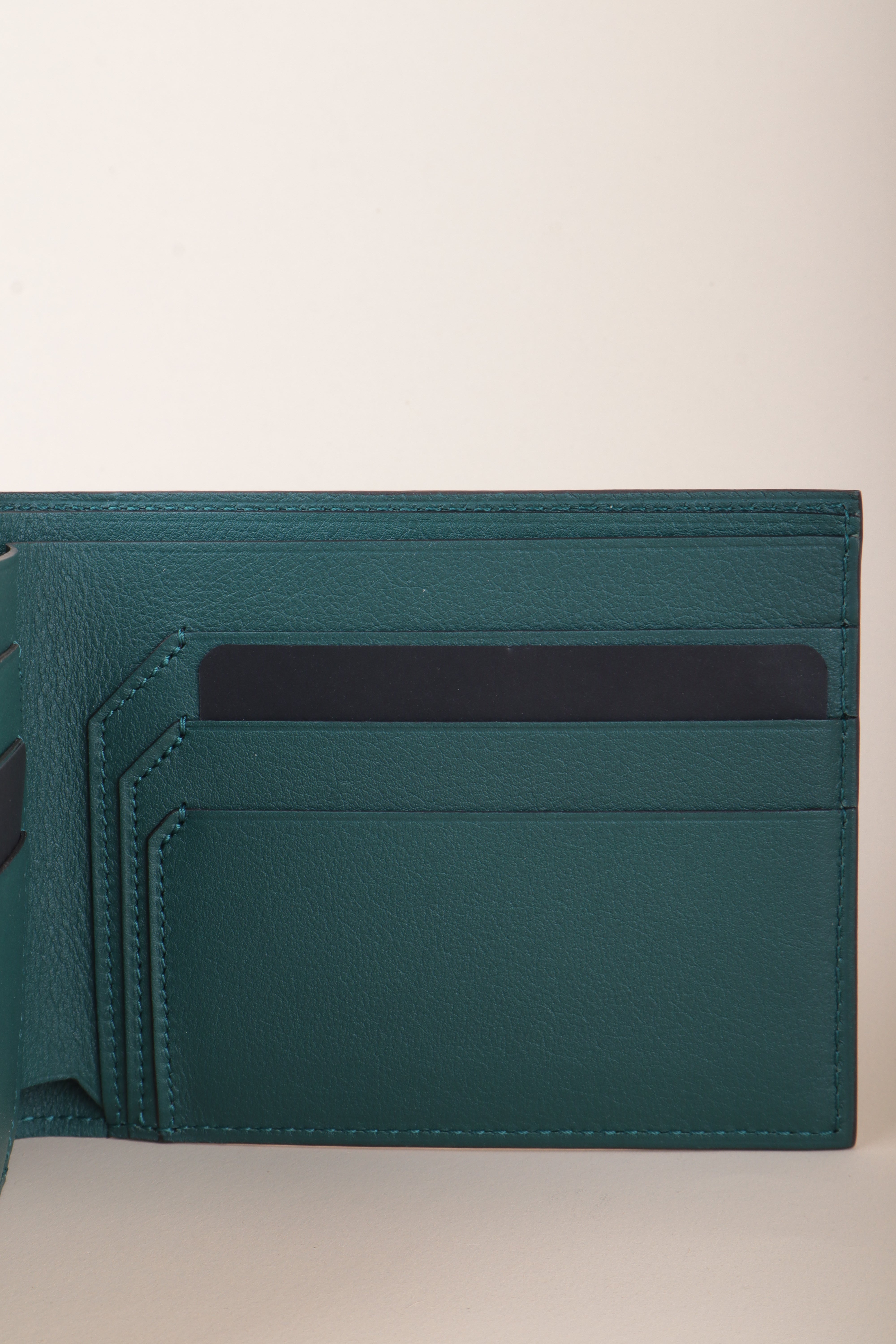 Cartier Green Must De Cartier 6 Credit Card Compact Wallet