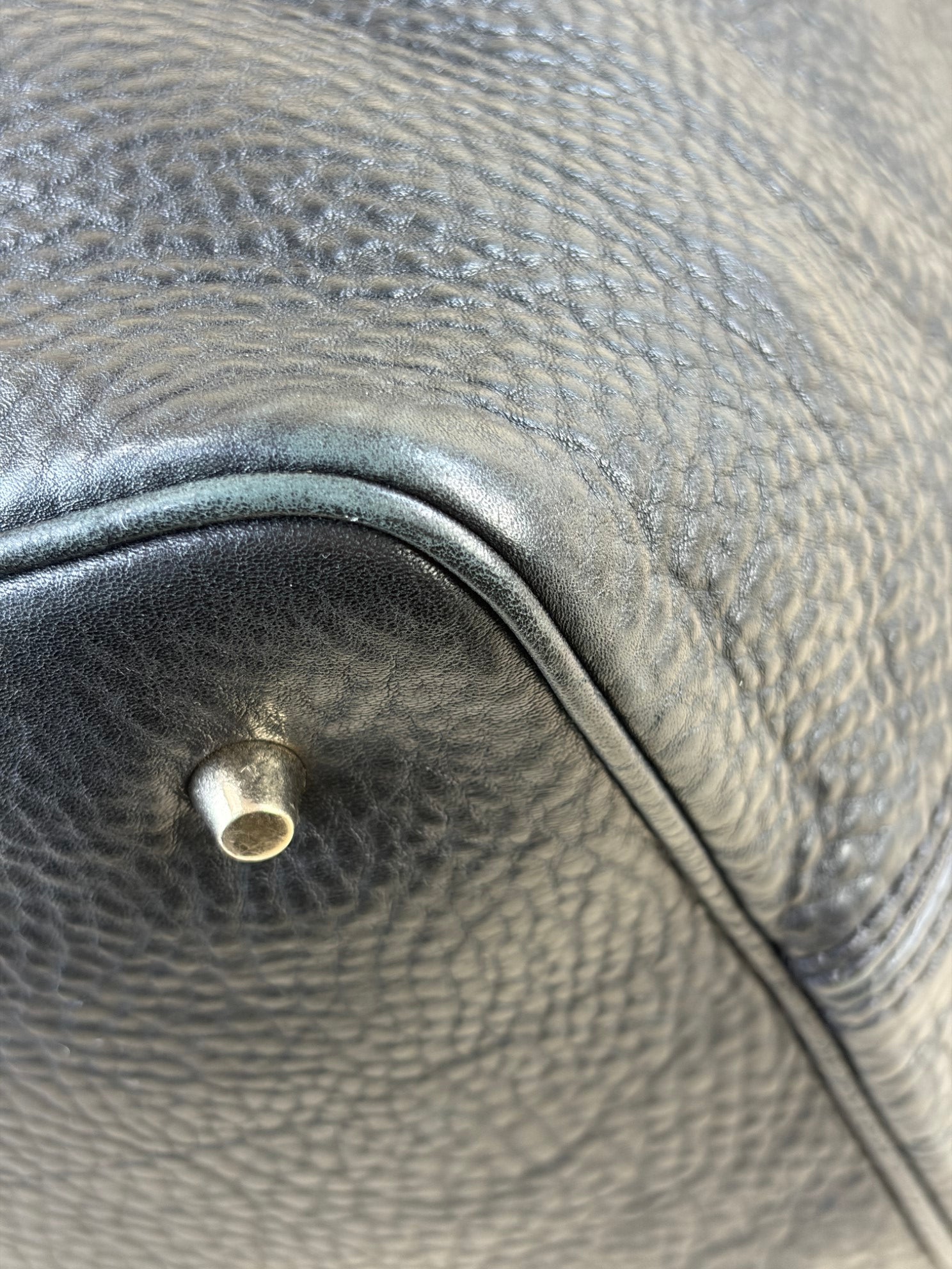 Burberry black calfskin Ashby medium hobo bag