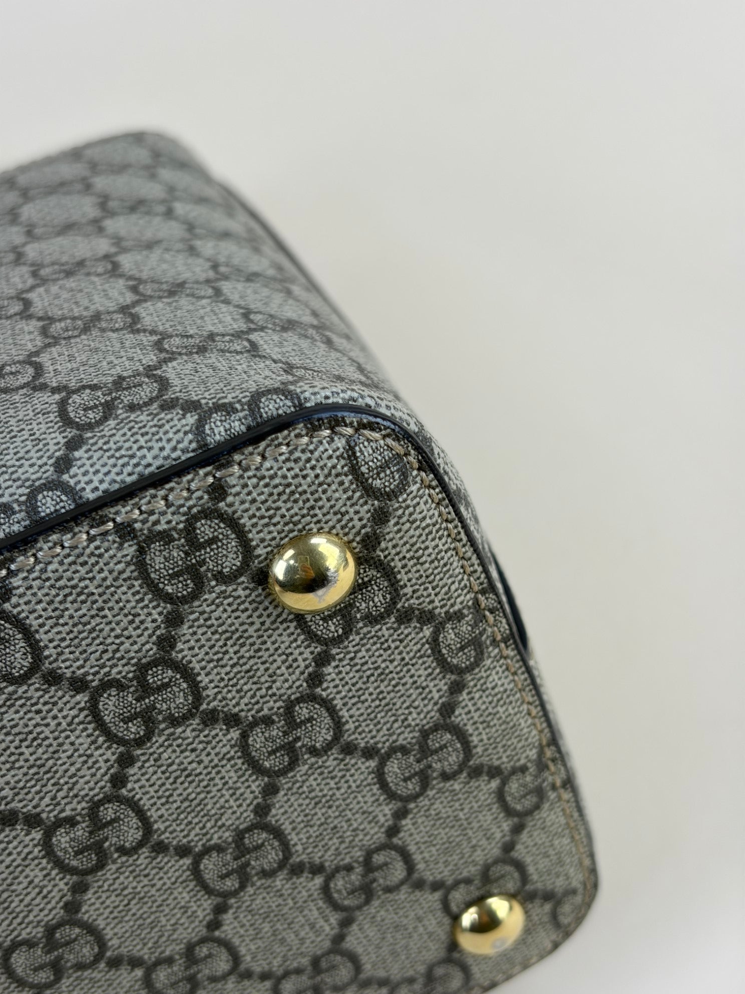 GUCCI beige /pink gg supreme coated canvas and leather small tote bag