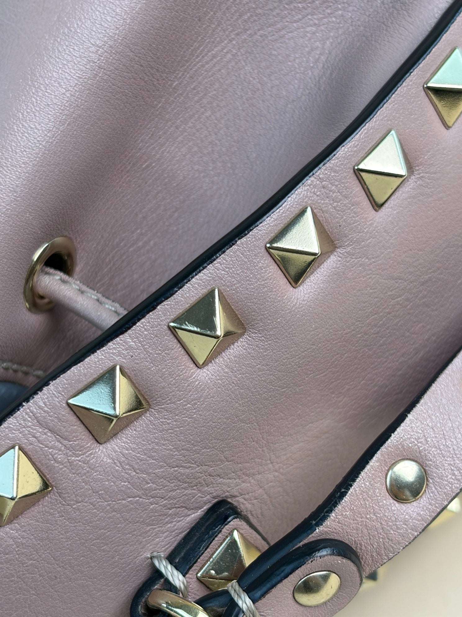 Valentino Nude Rockstud Bucket Small Crossbody Bag