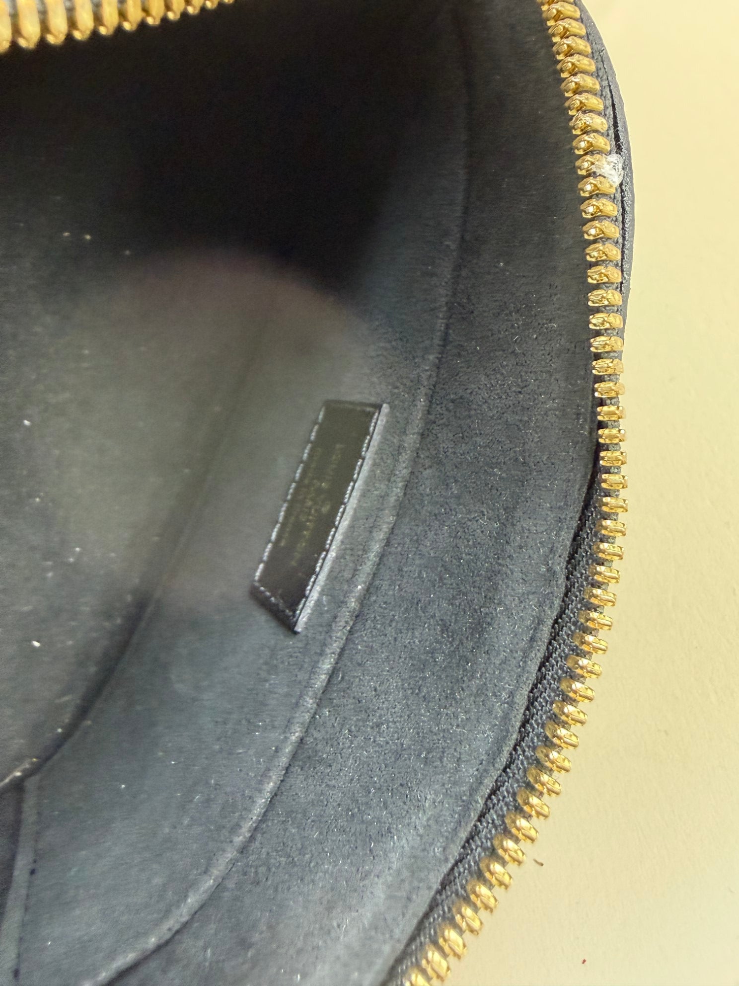 Louis Vuitton epi alma mini chain