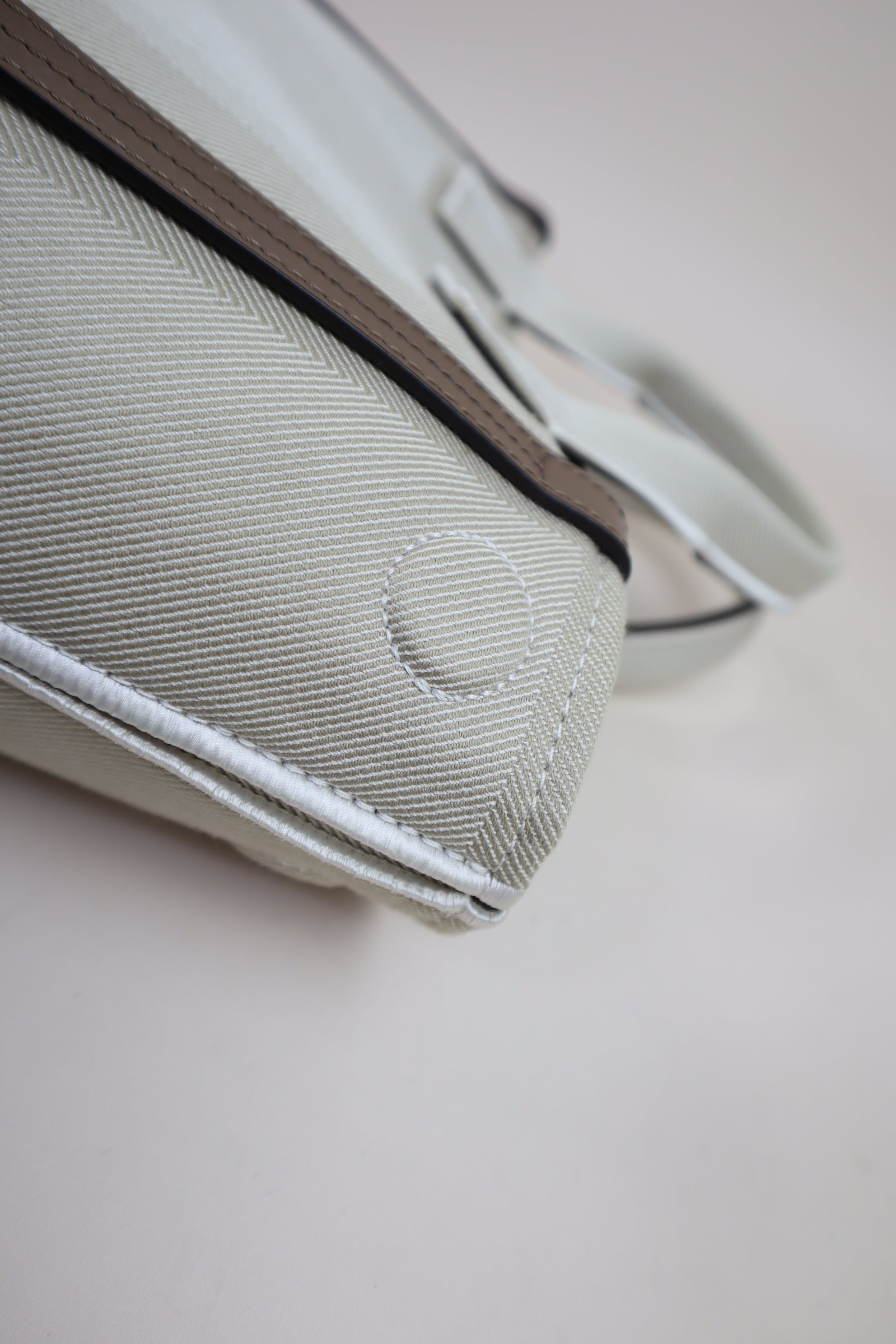 Chloe Bicolor Carry Tote Medium Bag