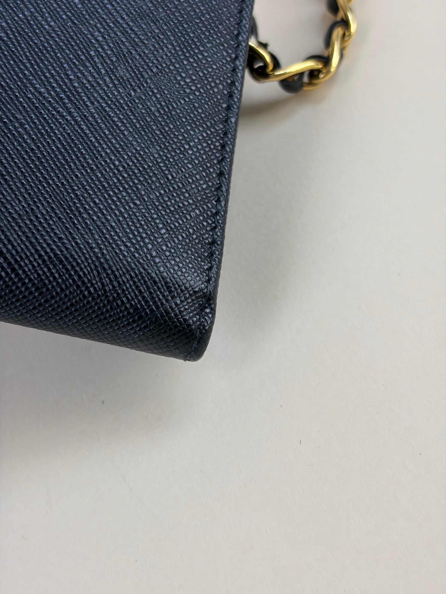 Prada saffanio metal prochain wallet black leather