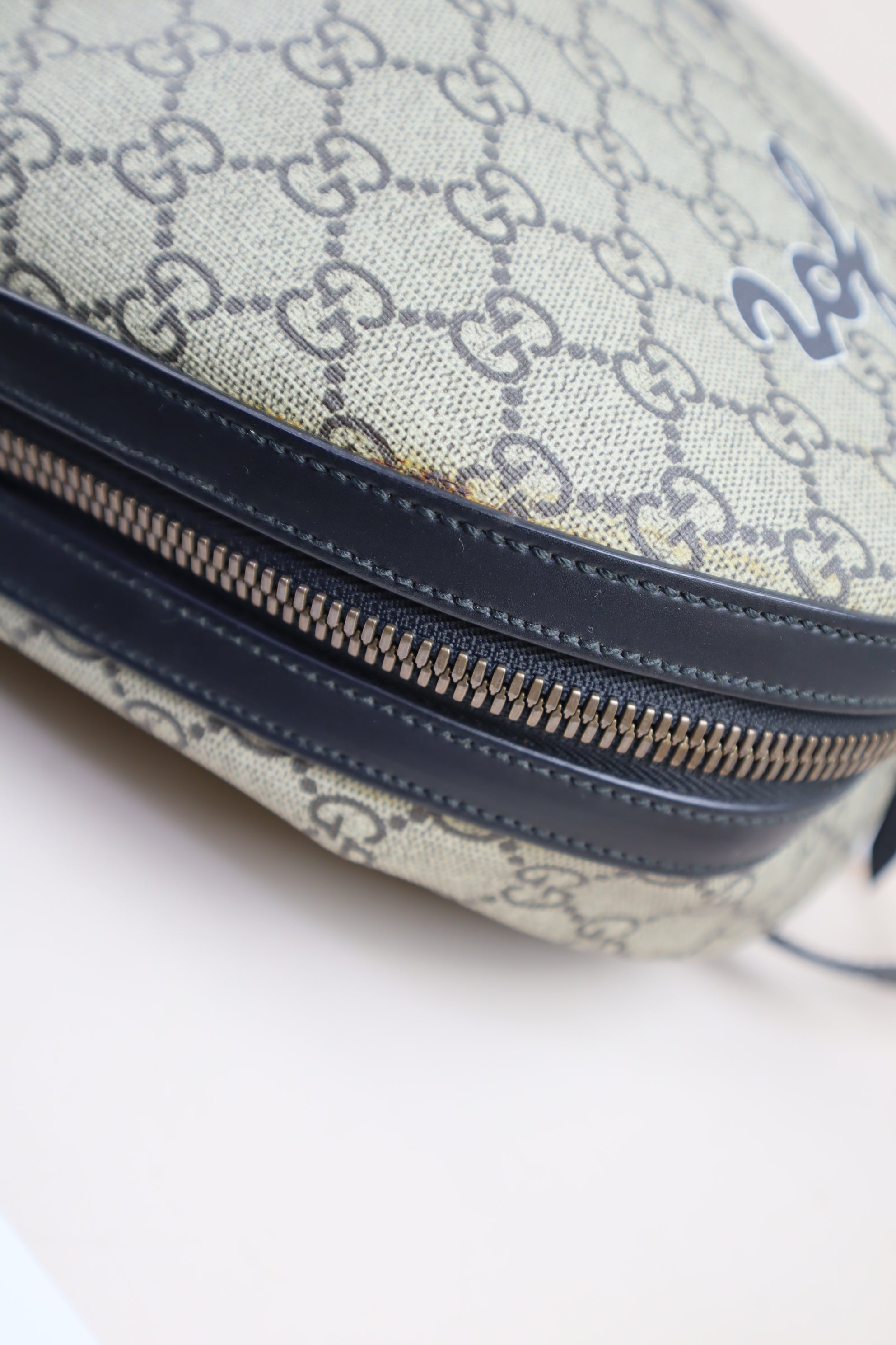 Gucci Black Supreme GG Bee Print Backpack Bag