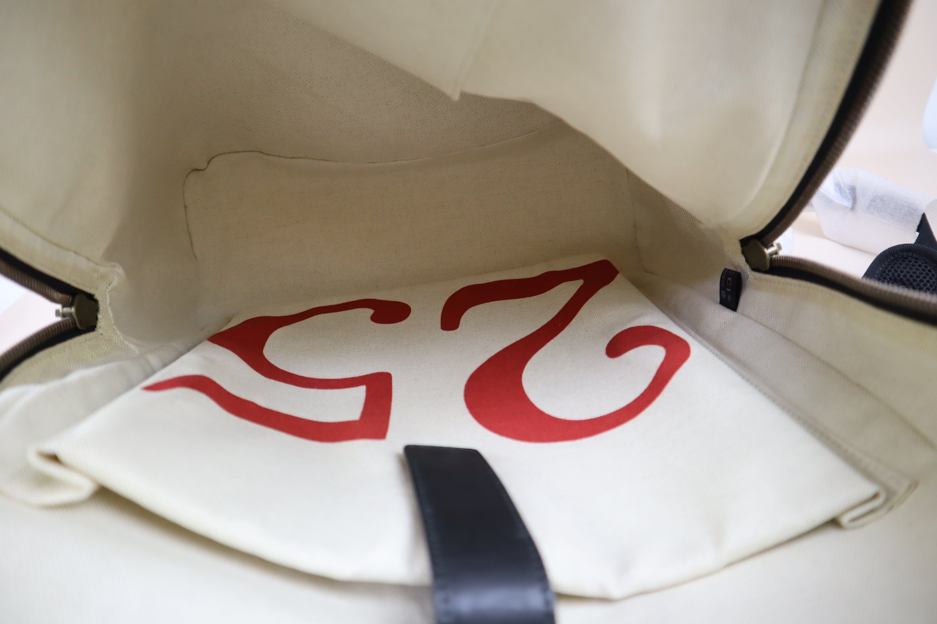 Gucci Black Supreme GG Bee Print Backpack Bag